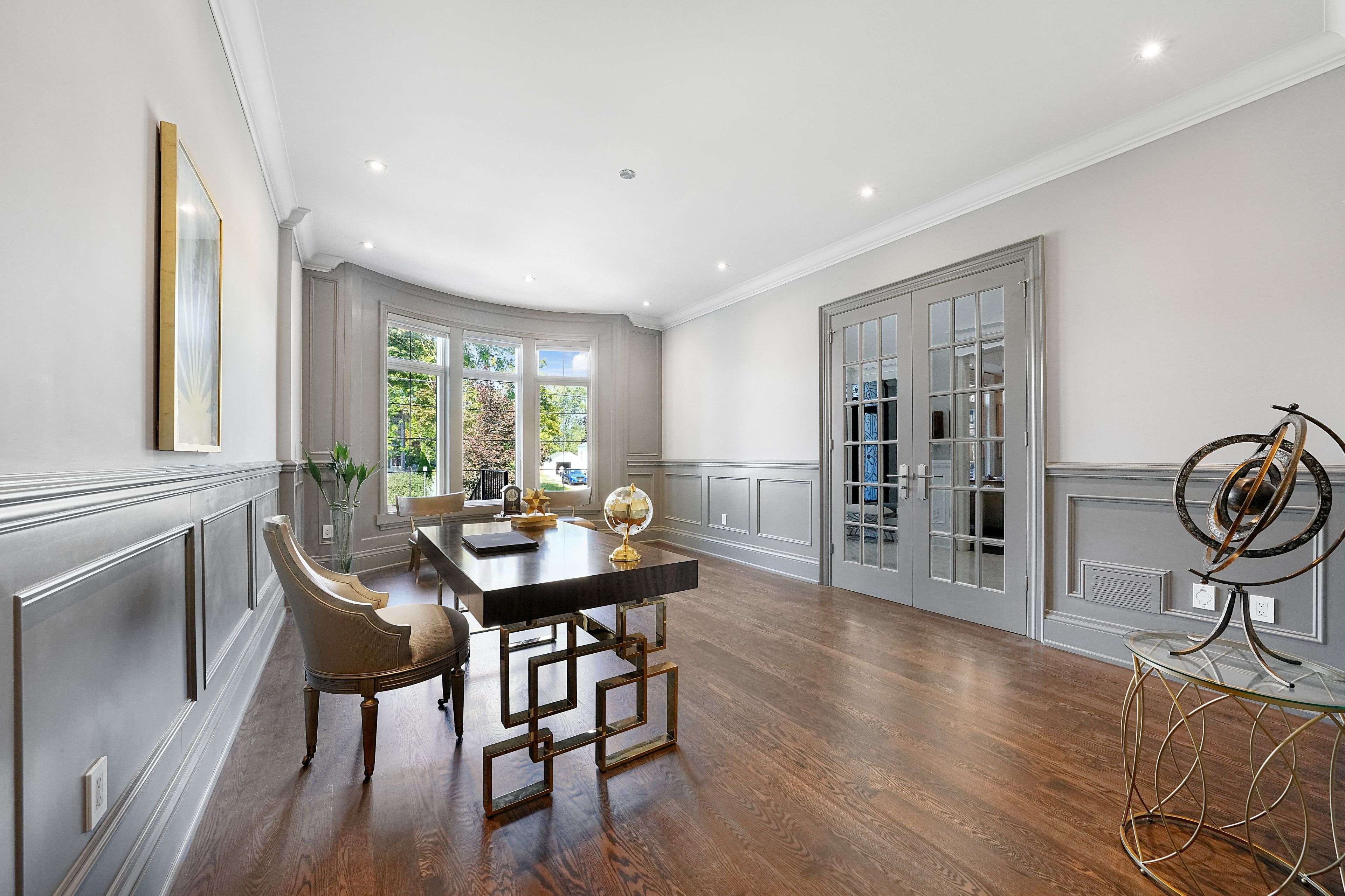 Aurora, ON L4G 2M6,111 Hillview RD