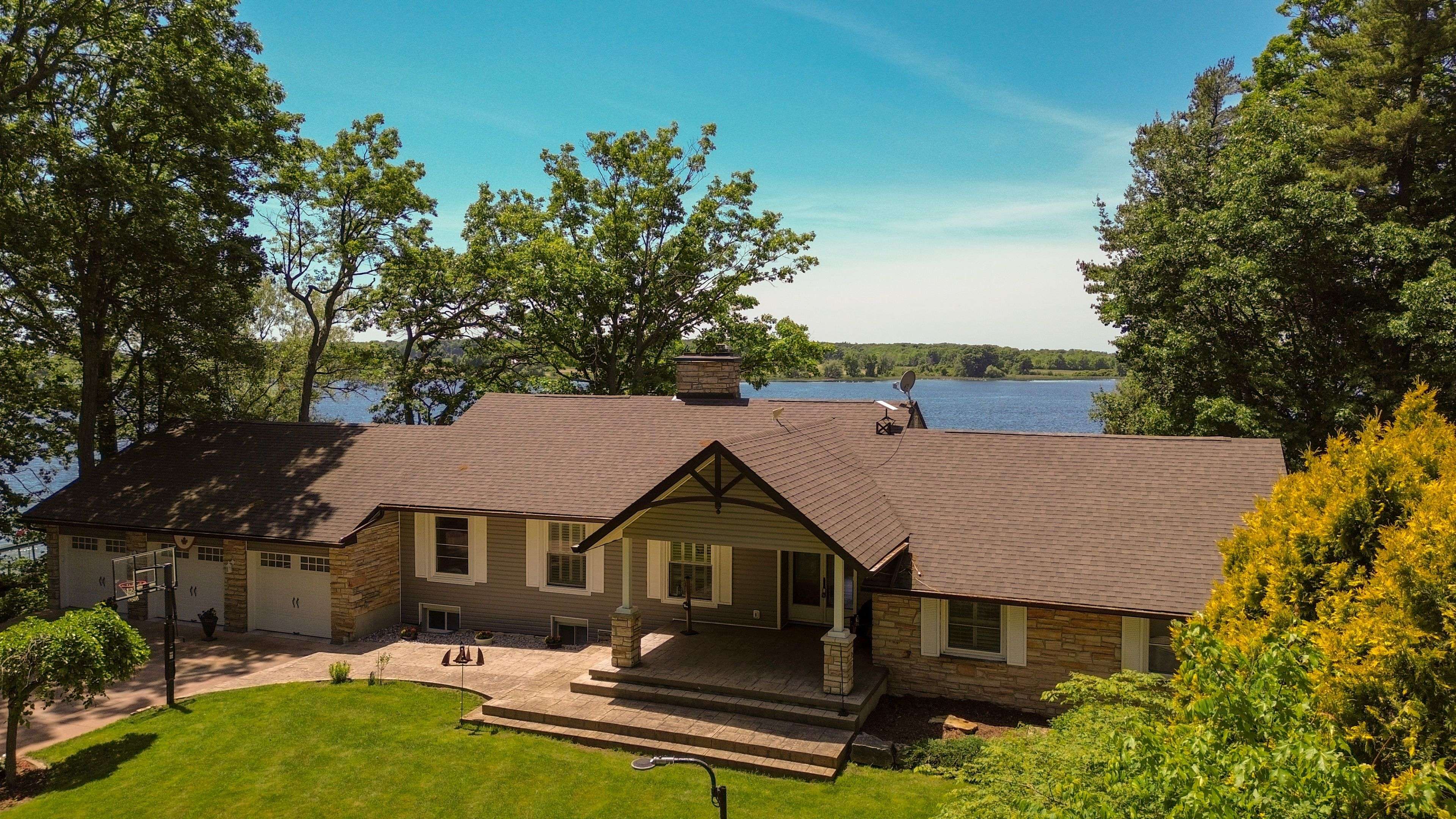 Leeds And The Thousand Islands, ON K7G 2V5,333 Howe Island Ferry RD