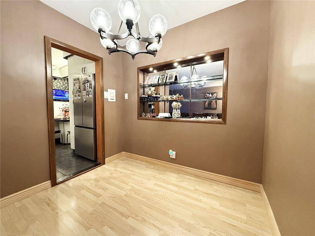 Brooklyn, NY 11235,3655 Shore Pkwy #2J