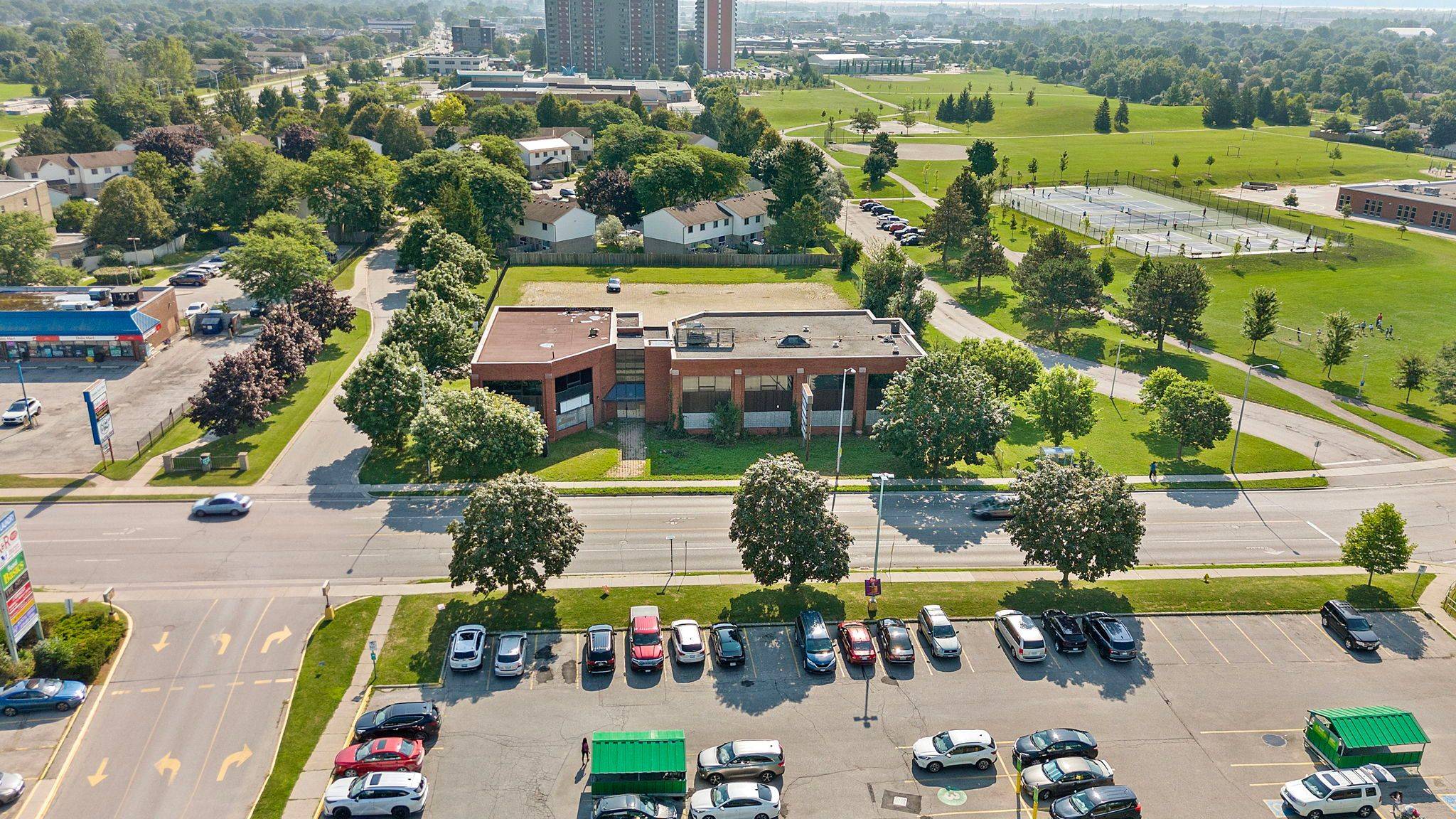 London South, ON N6E 3B2,1408 Ernest AVE