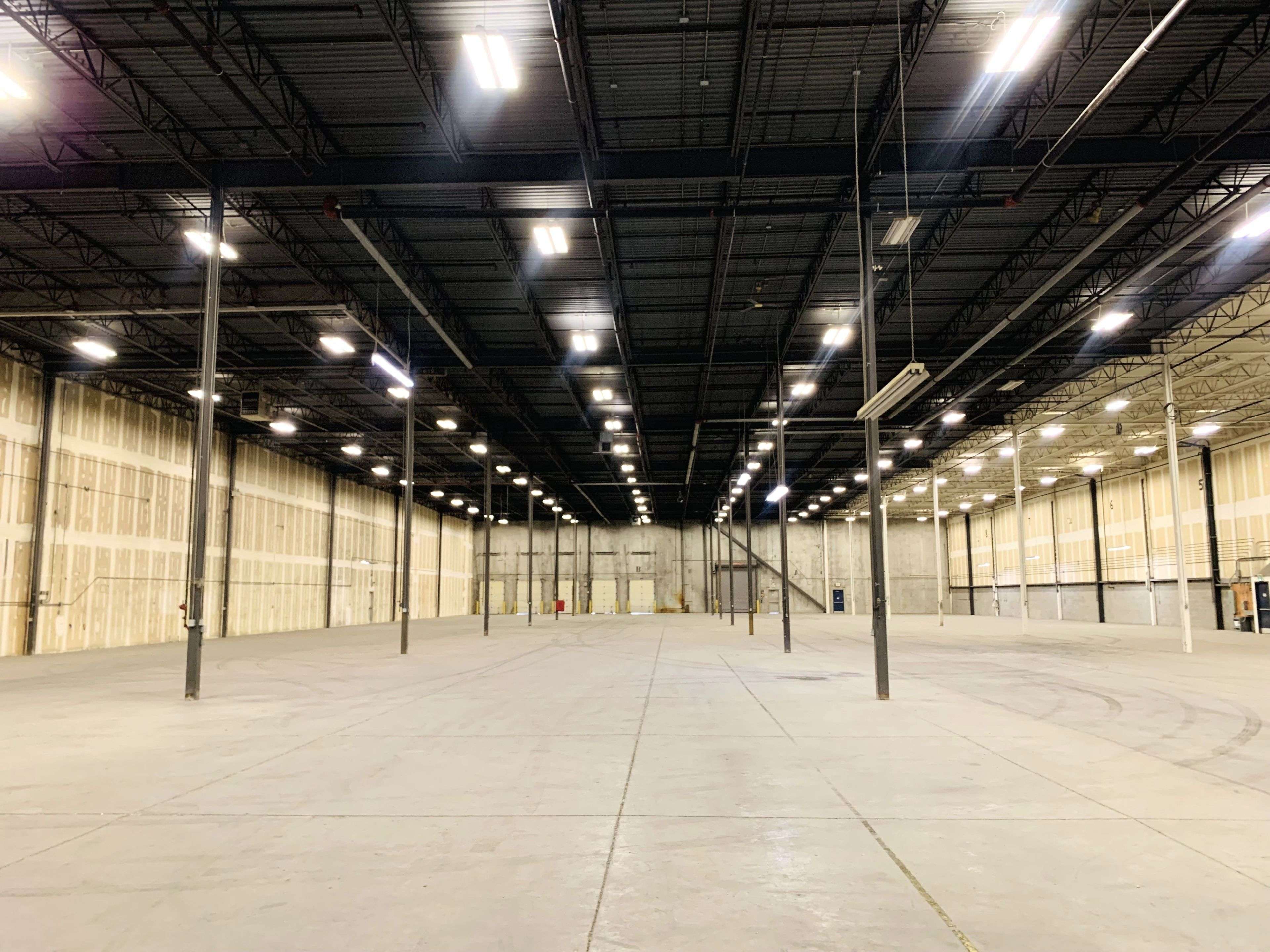 Oakville, ON L6J 7T9,2360 Cornwall RD #A & B