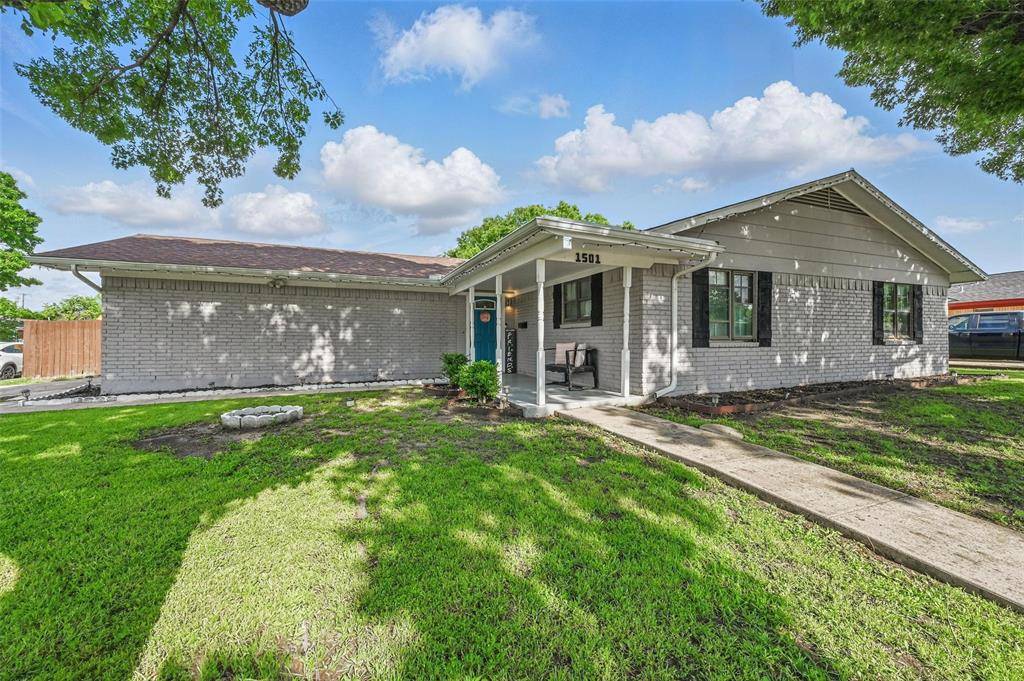 Grand Prairie, TX 75051,1501 SE 4th Street
