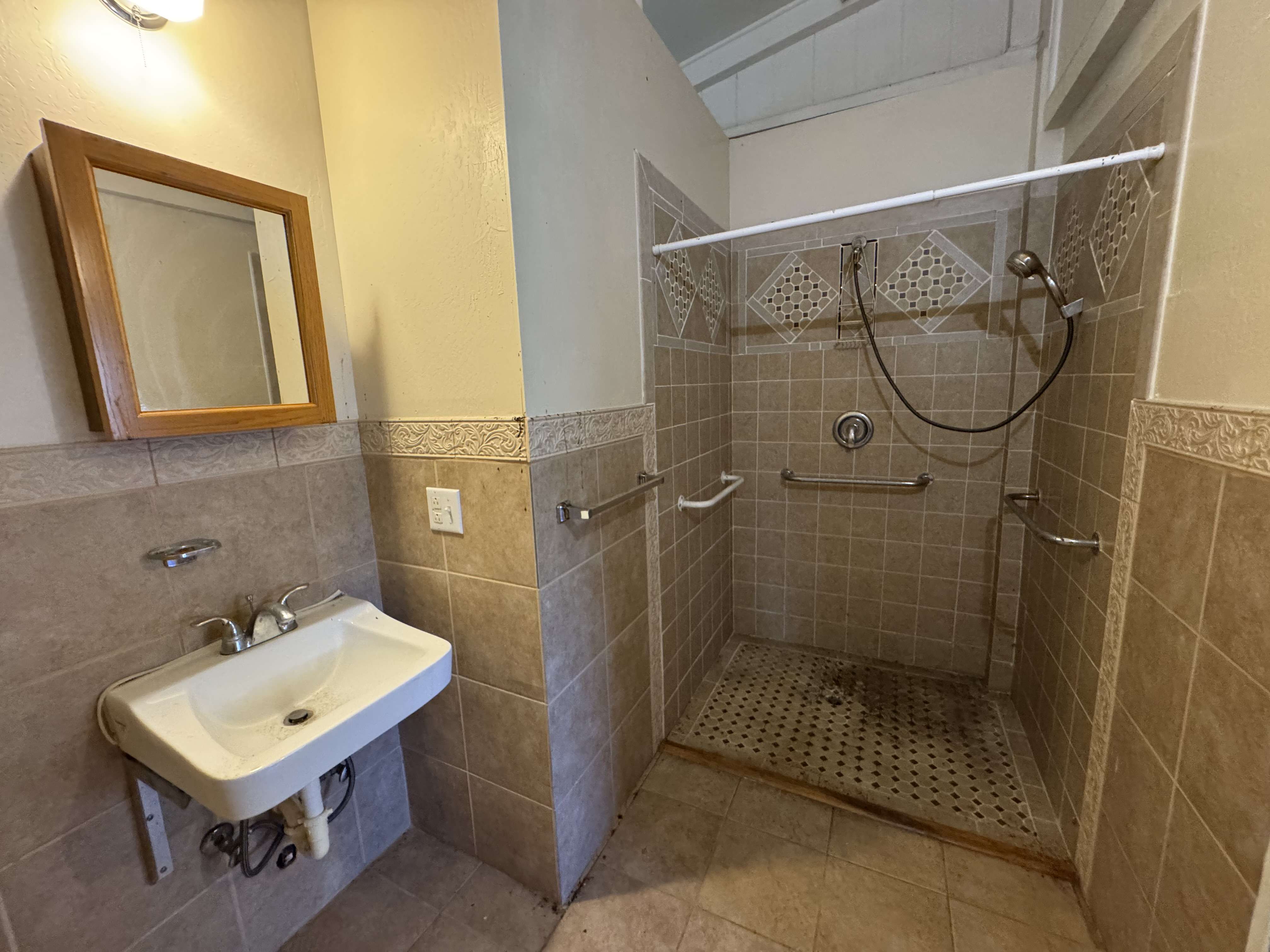 Kapaau, HI 96755,53-4224 AKONI PULE HIGHWAY