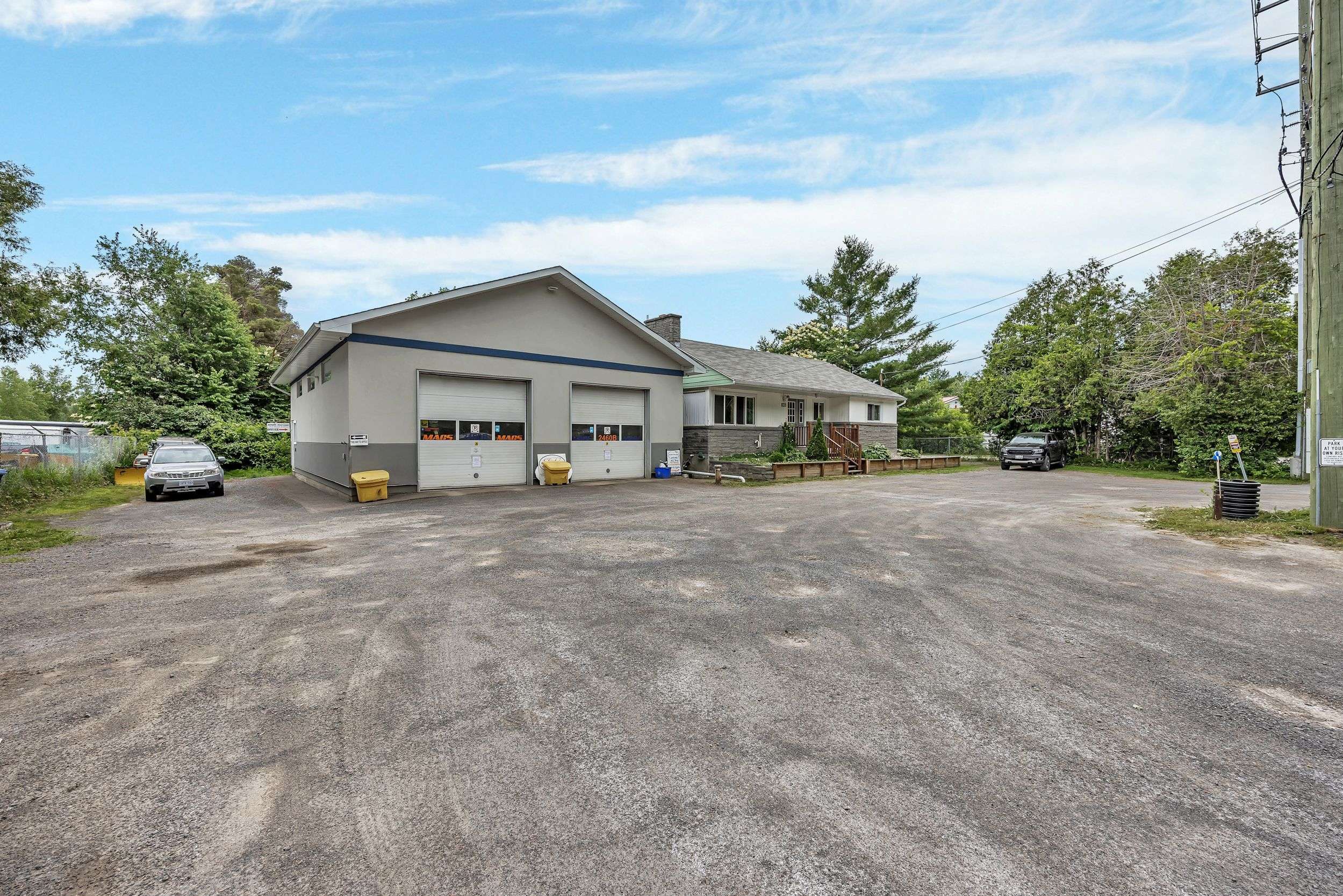 Blossom Park - Airport And Area, ON K1T 3V3,2460 Leitrim RD