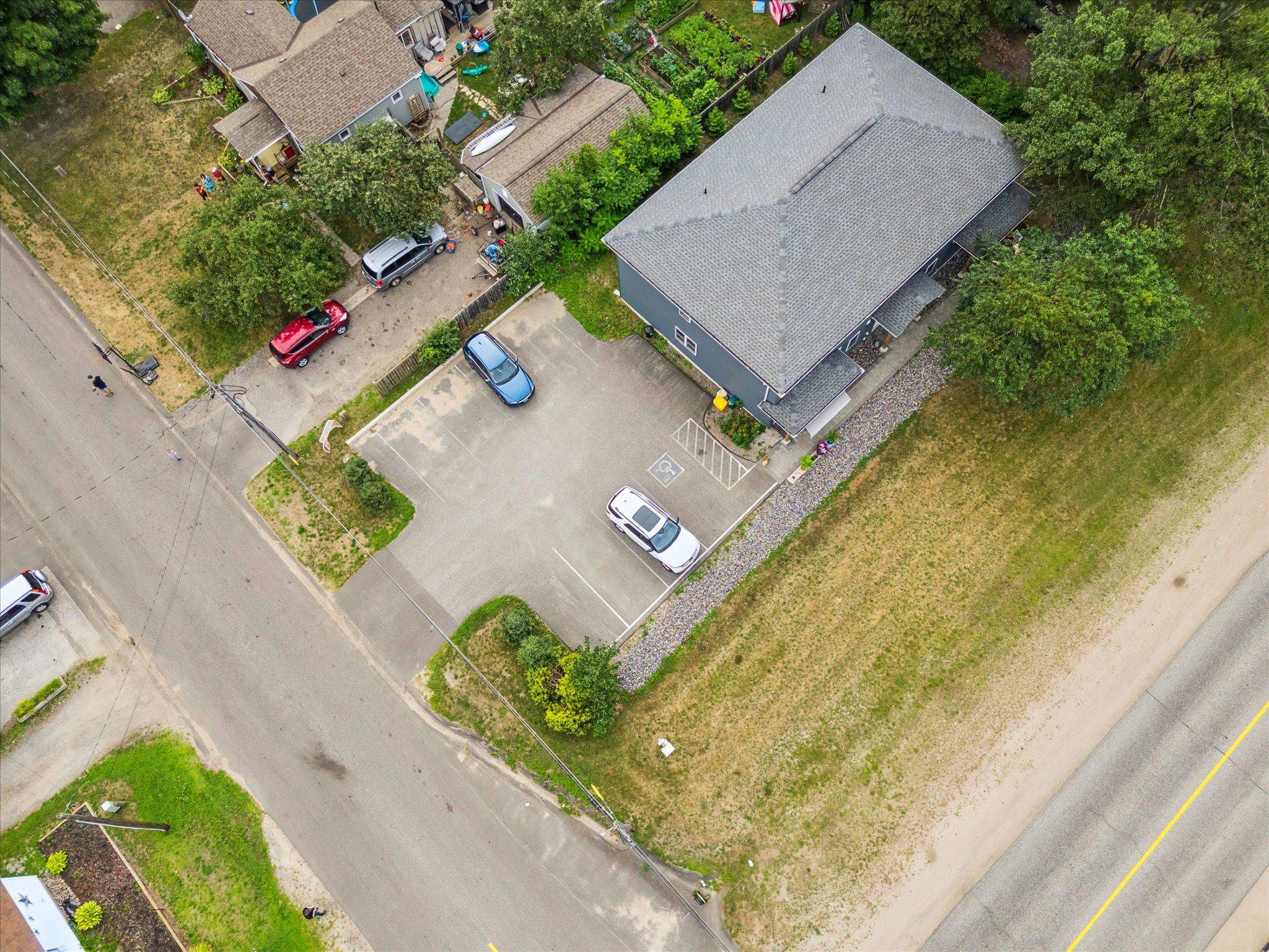 Gravenhurst, ON P1P 1L9,321 David ST