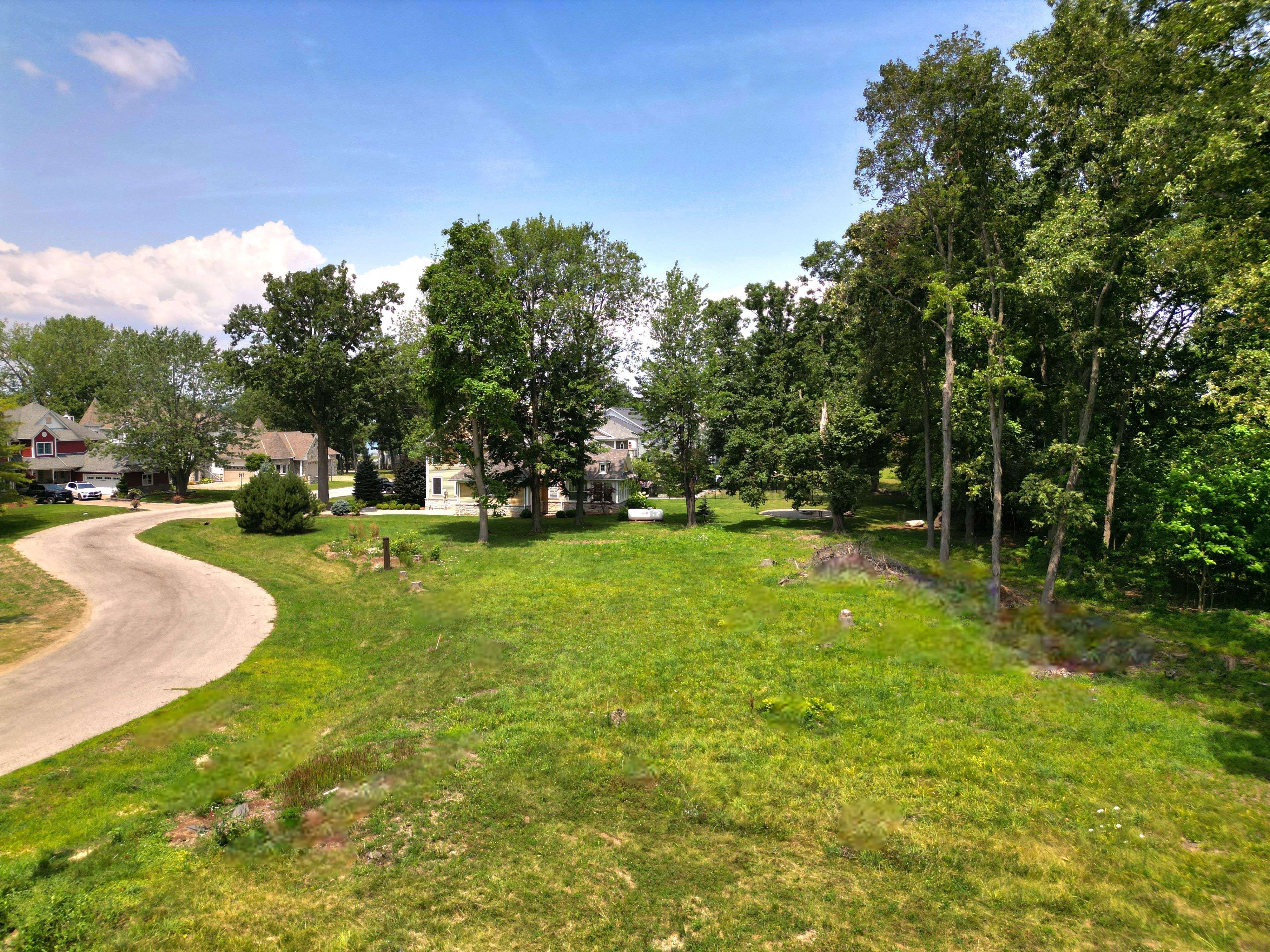 Amherstburg, ON N9V 4A6,257 Crystal Bay DR E