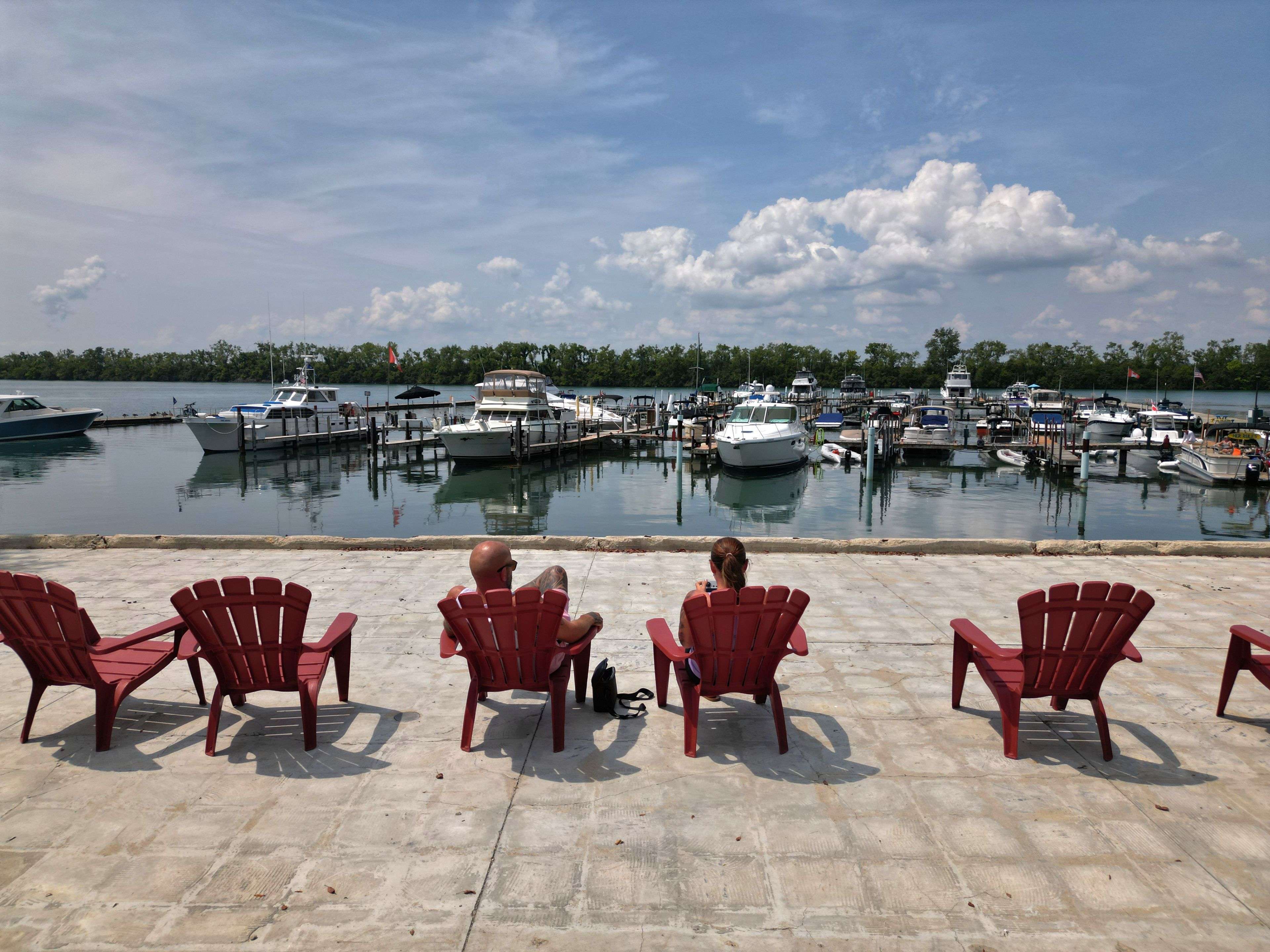 Amherstburg, ON N9V 4A6,257 Crystal Bay DR E