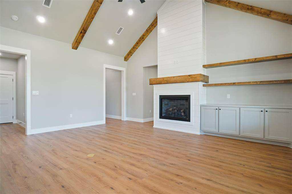 Runaway Bay, TX 76426,670 Marco Drive