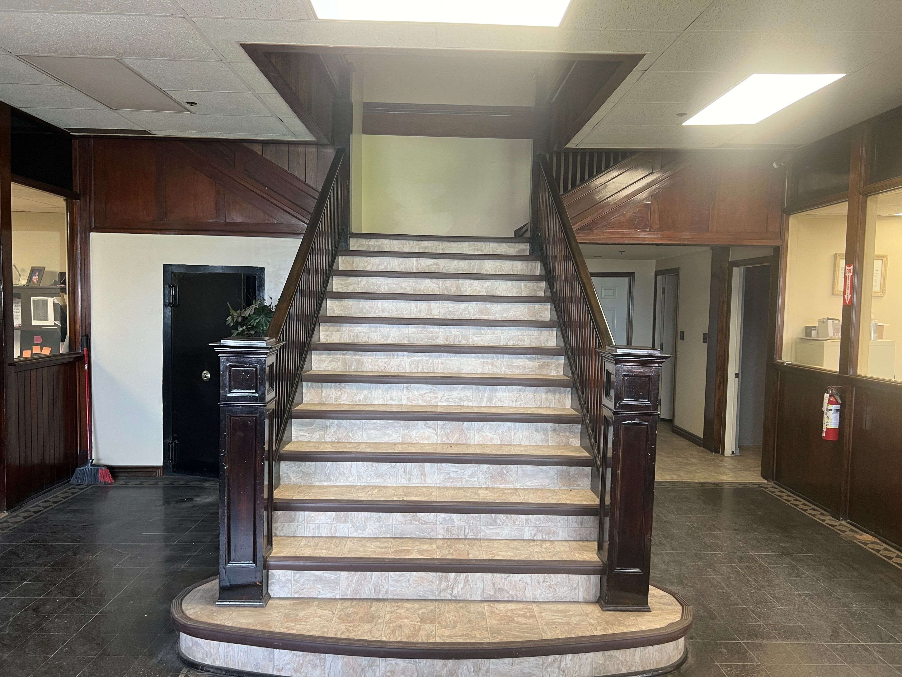37 MILL ST W, Chatham-kent, ON N7M 2R3
