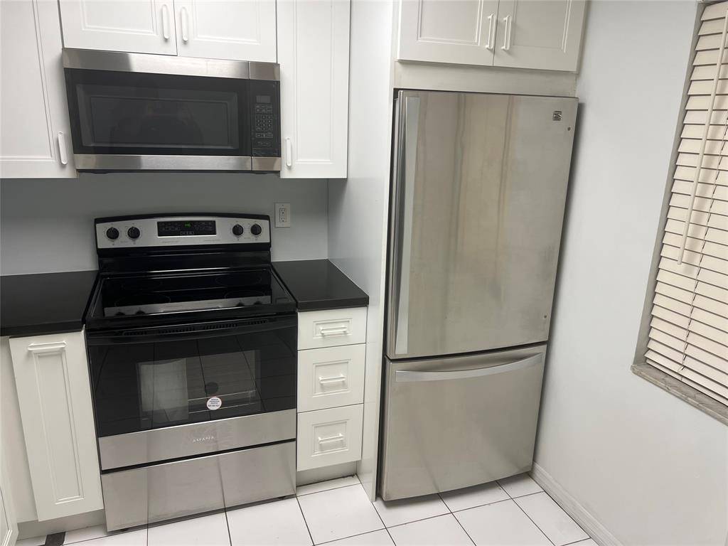 Plantation, FL 33324,10501 W Broward Boulevard #307