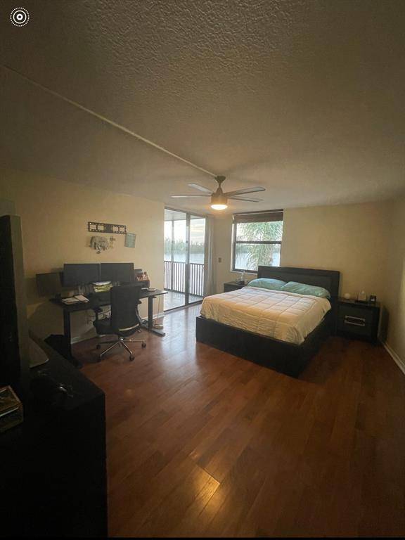 Oakland Park, FL 33309,118 Lake Emerald Dr Drive #406