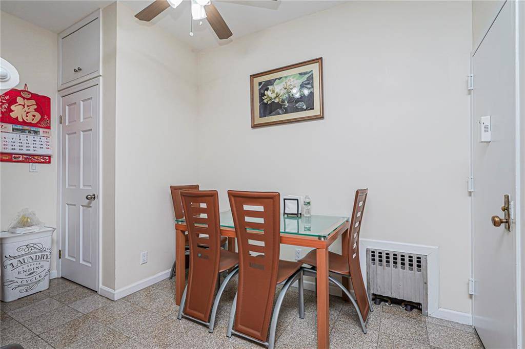 Brooklyn, NY 11214,72 Bay 38th ST