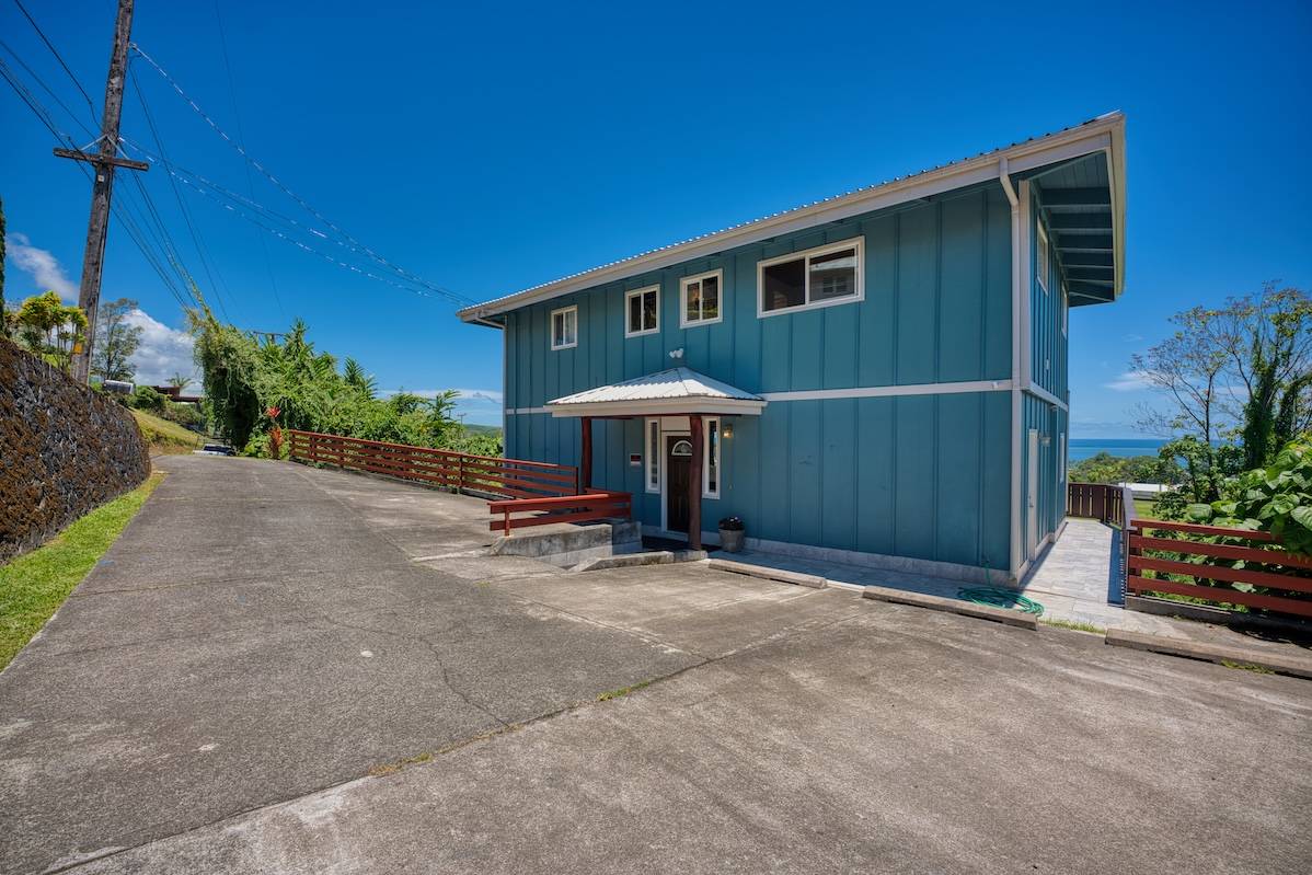 Hilo, HI 96720,149 HALAI ST