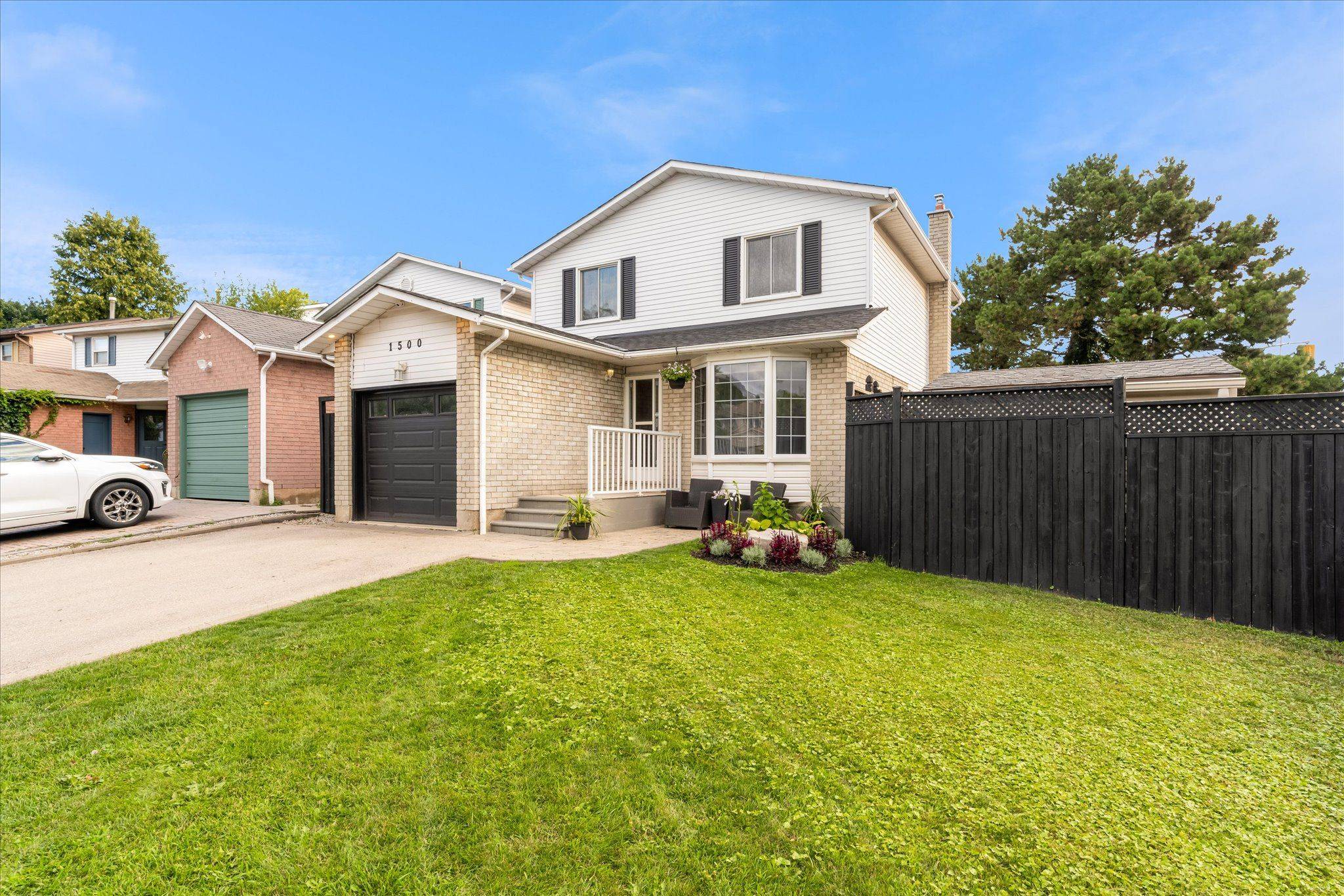 Burlington, ON L7M 3C1,1500 Riley AVE