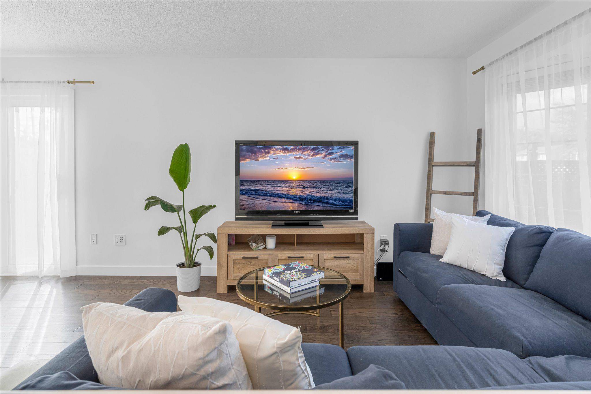 Burlington, ON L7M 3C1,1500 Riley AVE