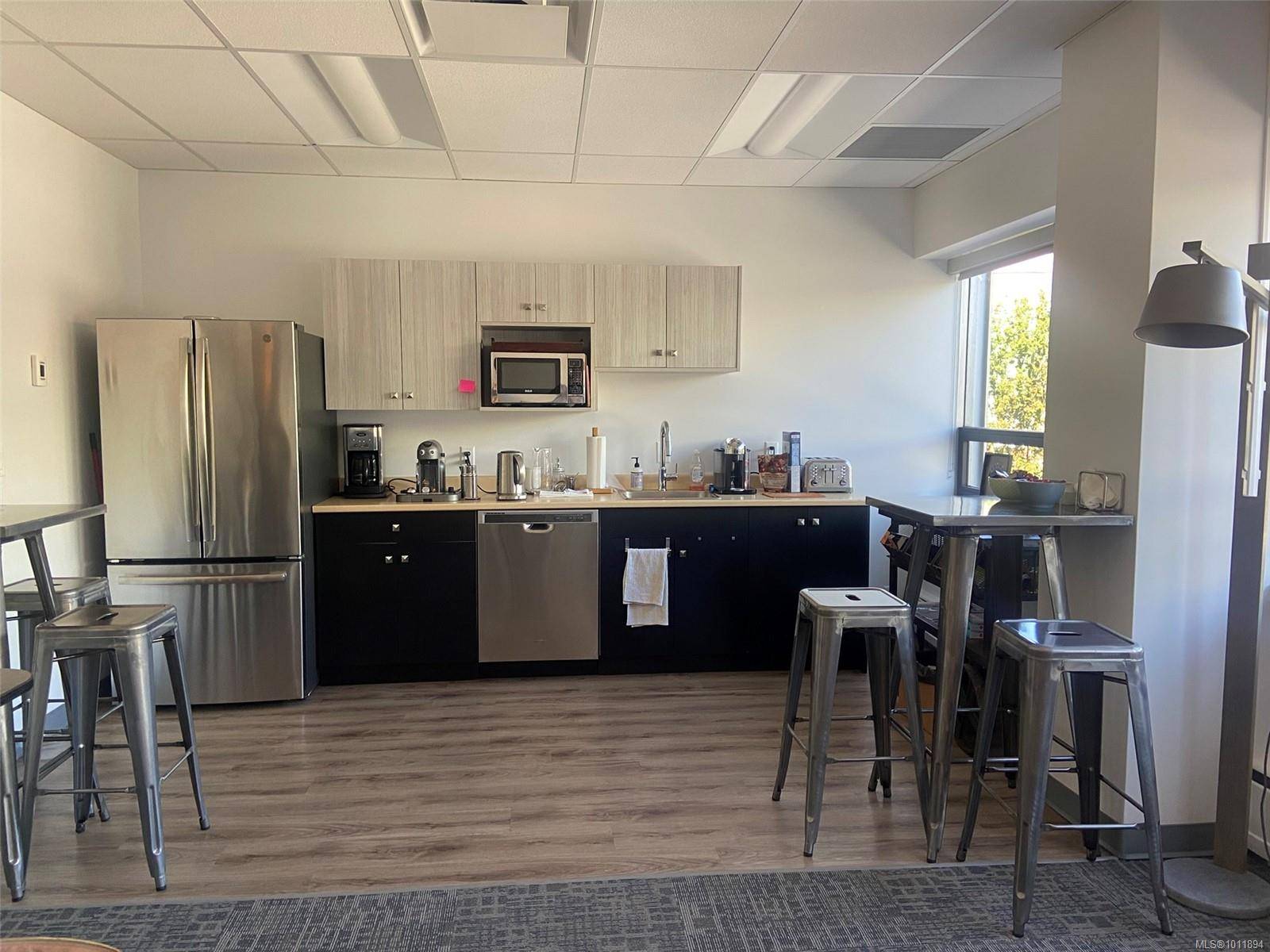 Victoria, BC V8W 2C3,1070 Douglas St #340