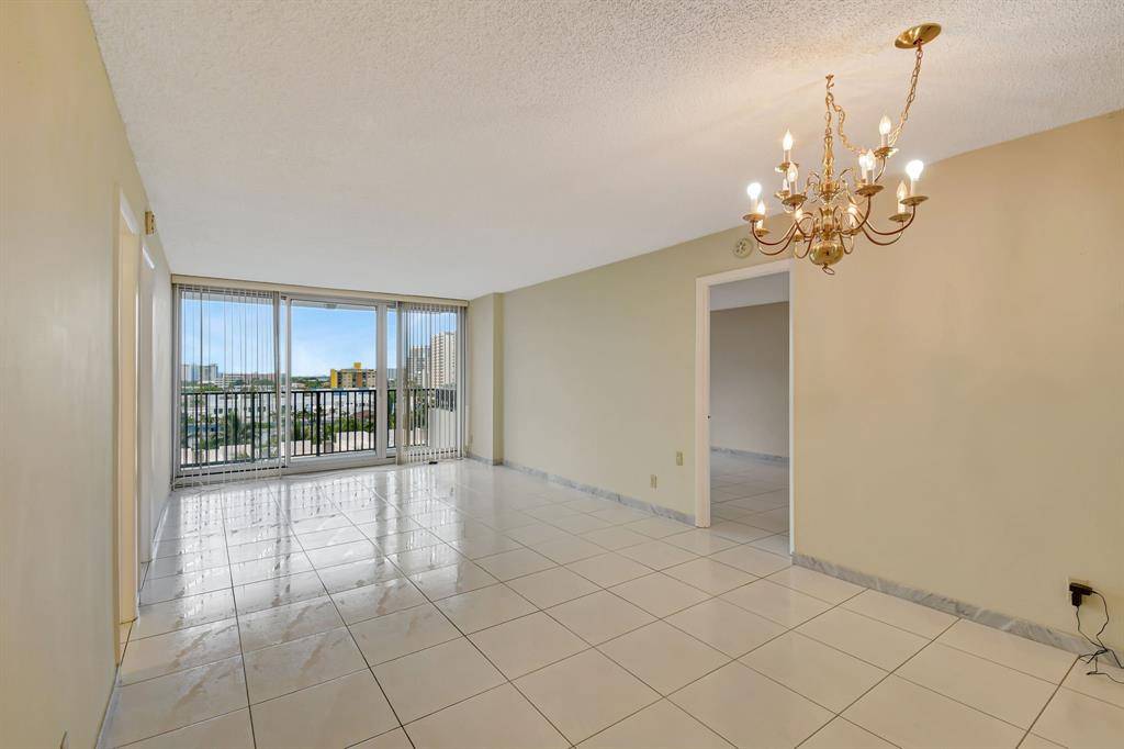 Pompano Beach, FL 33062,531 N Ocean Blvd #805