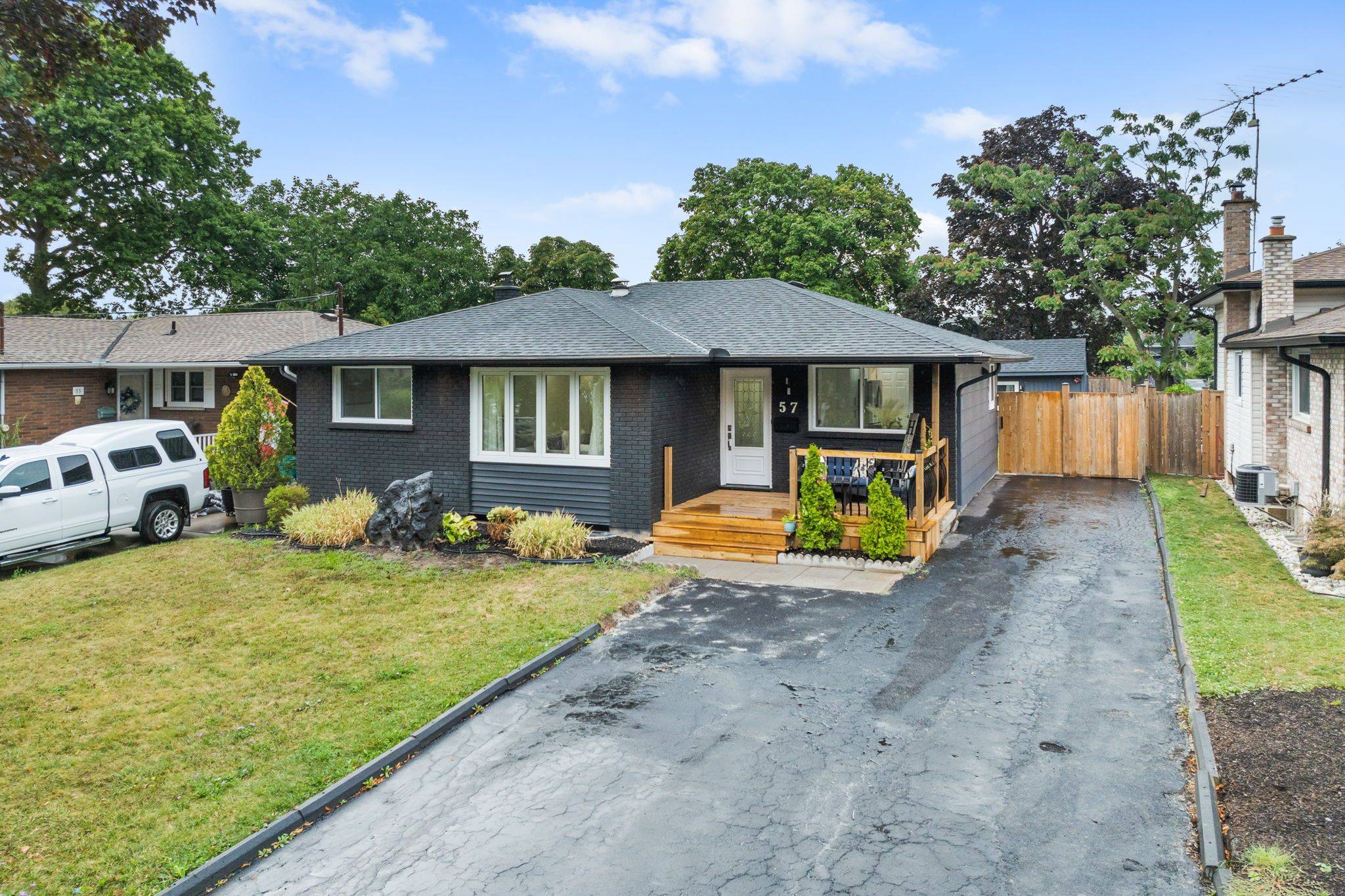 St. Catharines, ON L2P 2A4,57 Woodrow ST