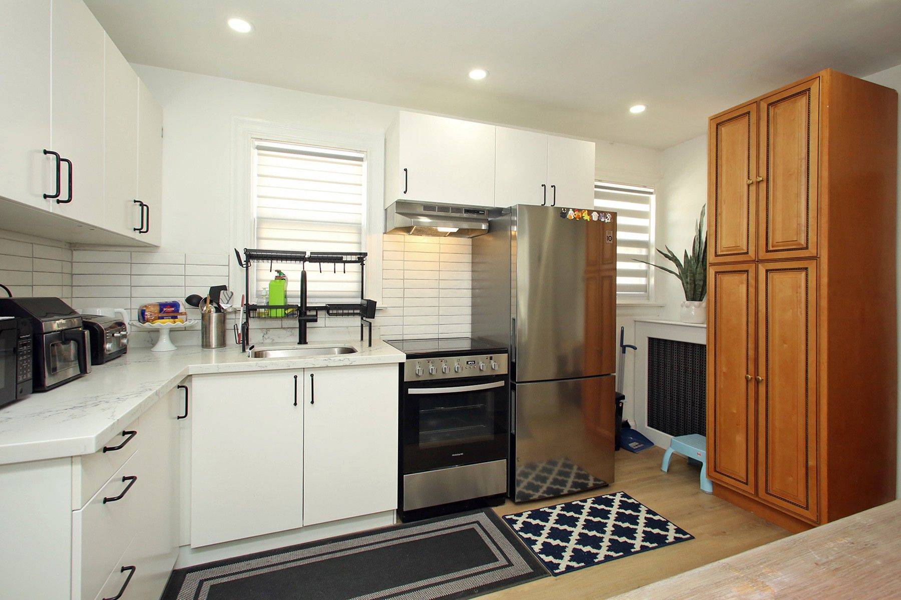 Toronto W03, ON M6E 4R7,624 McRoberts AVE