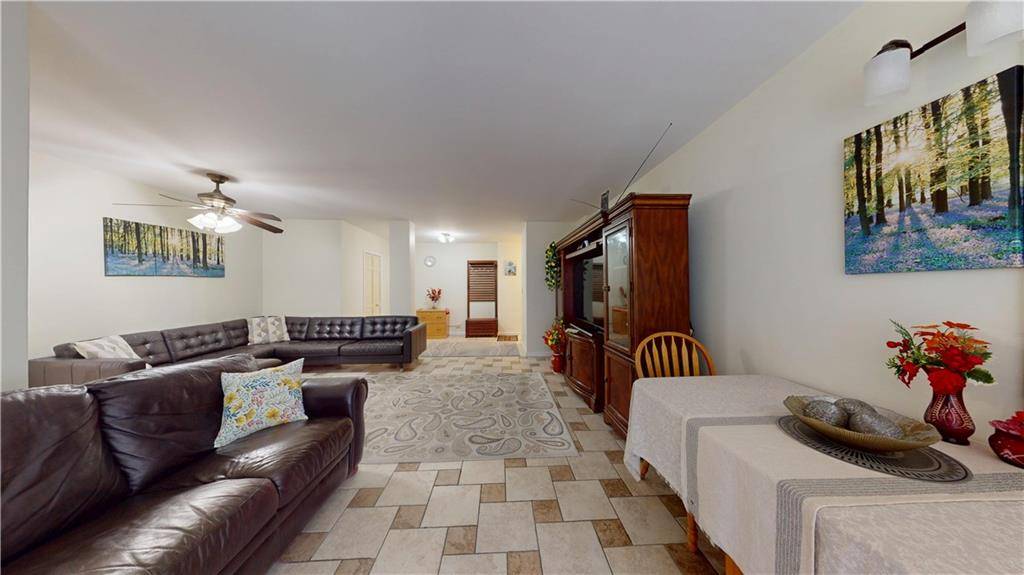 Rego Park, NY 11374,97-40 62nd DR #9K