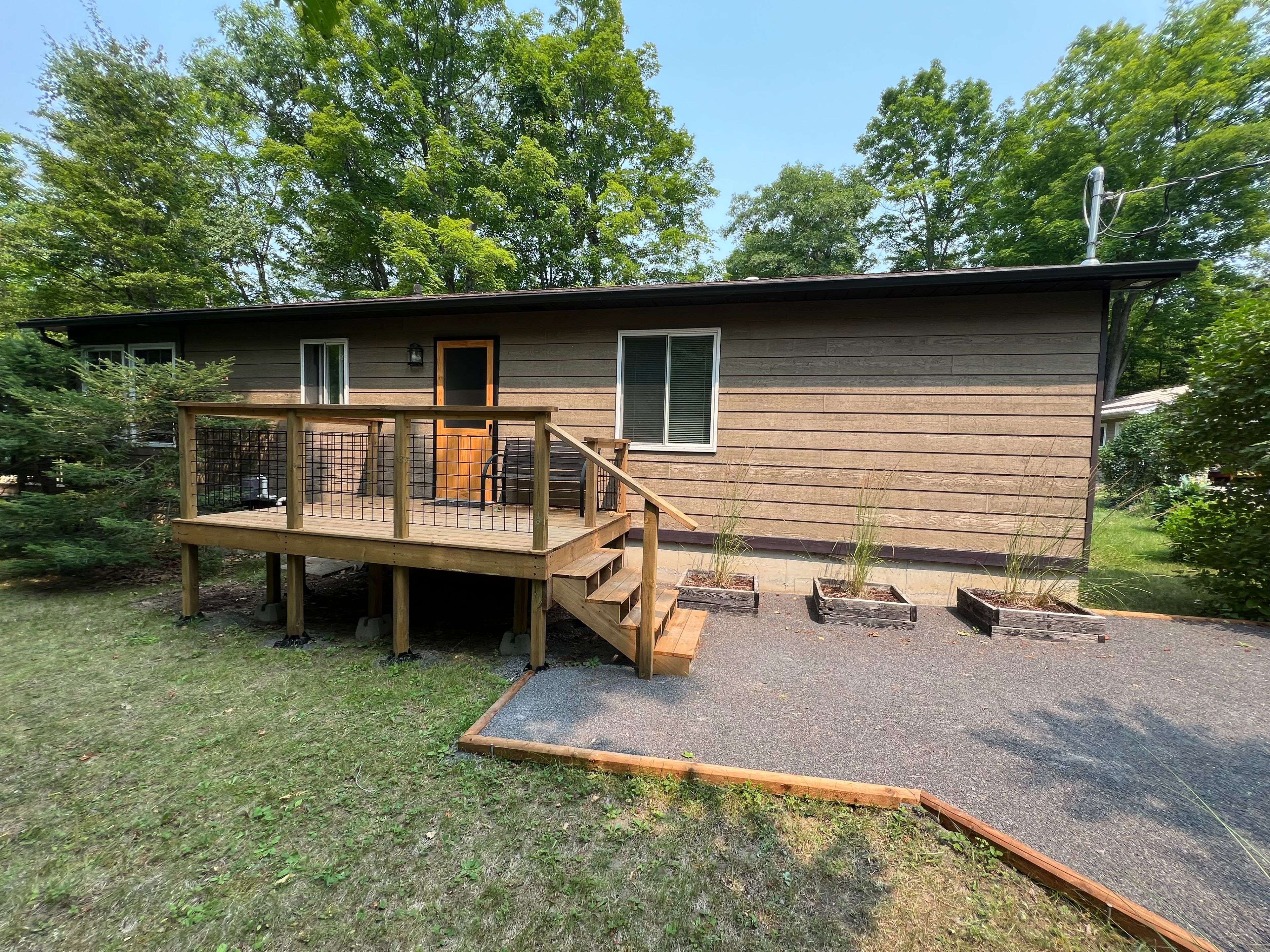 Lanark Highlands, ON K0A 3L0,126 LACOURSE LN