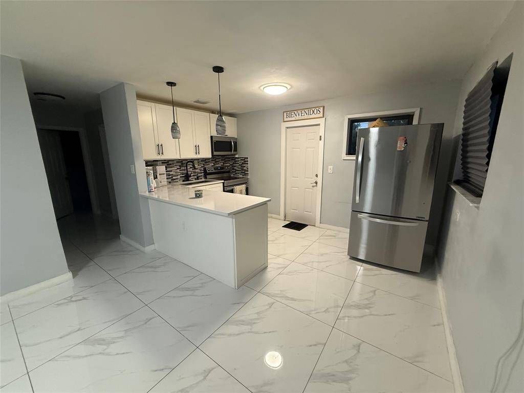 Davie, FL 33314,5601 SW 39th St