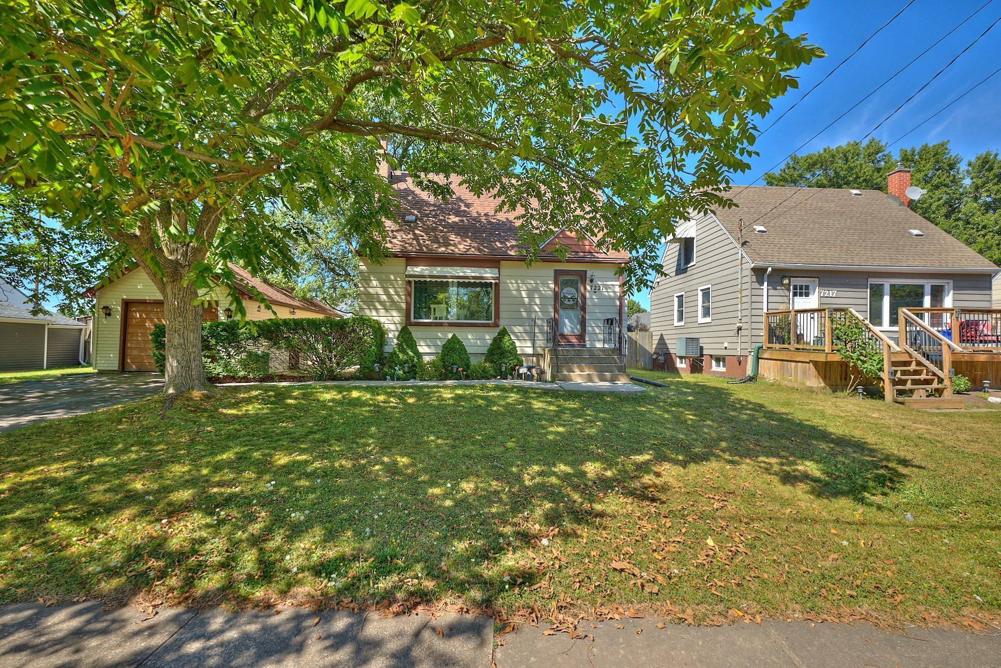 Niagara Falls, ON L2G 1G2,7221 Windsor CRES