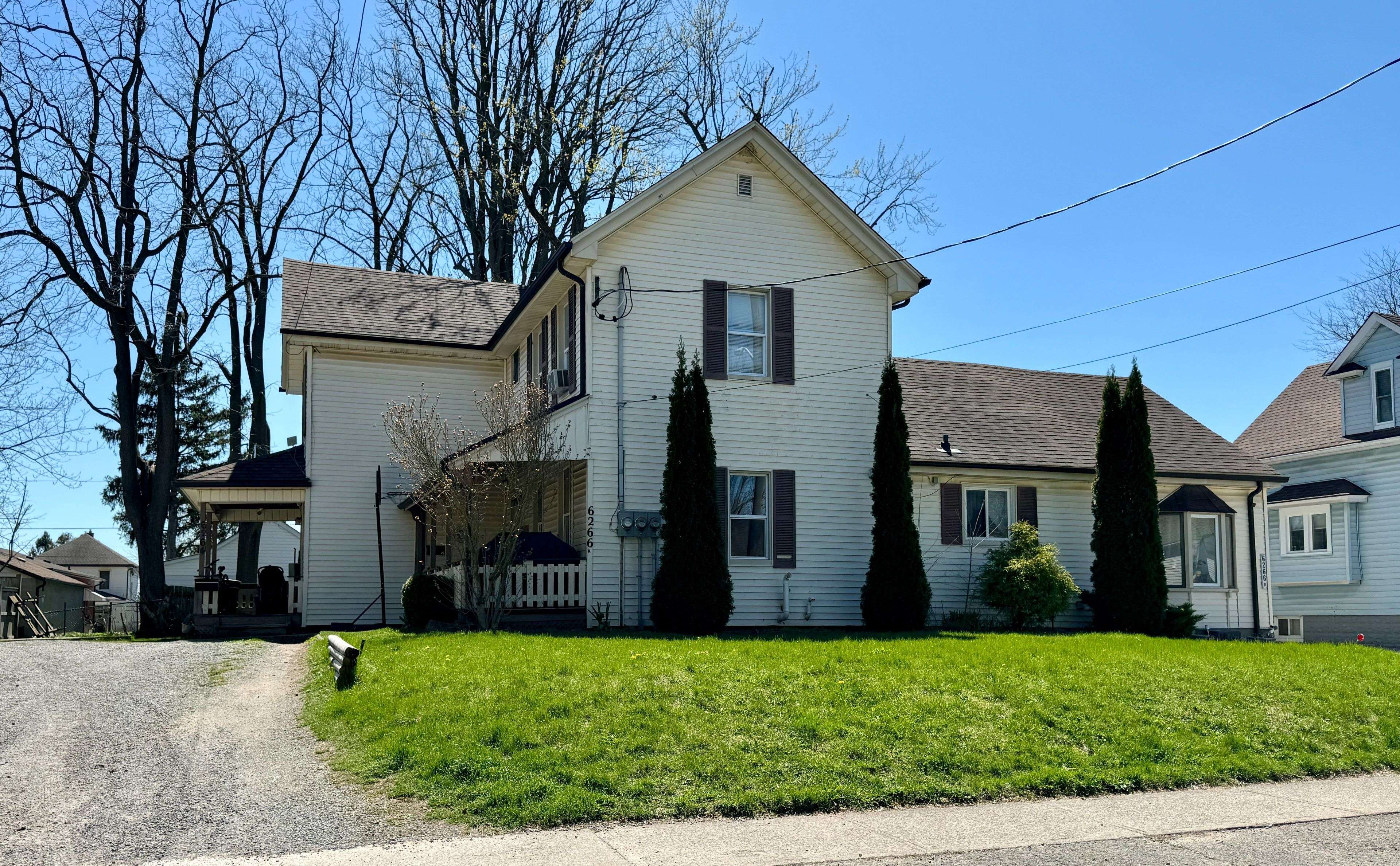 Niagara Falls, ON L2G 2C1,Address not disclosed