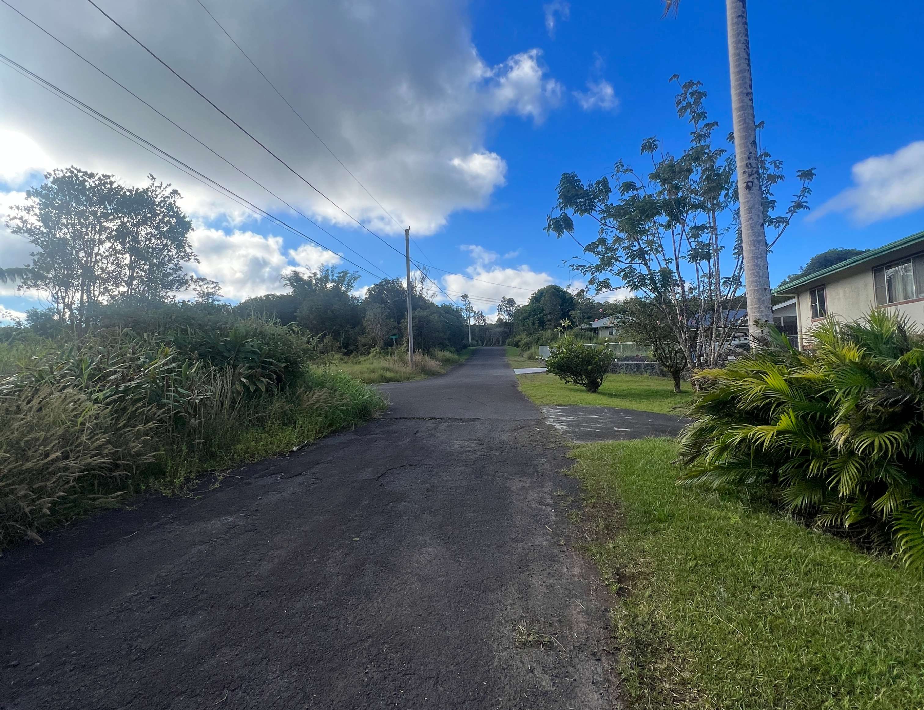 Volcano, HI 96785,18-4175 HOHIU ST