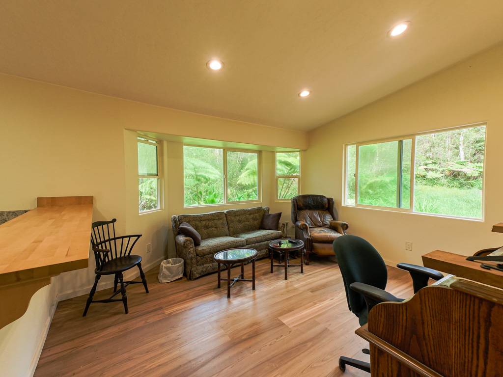 Volcano, HI 96785,1 9TH RD