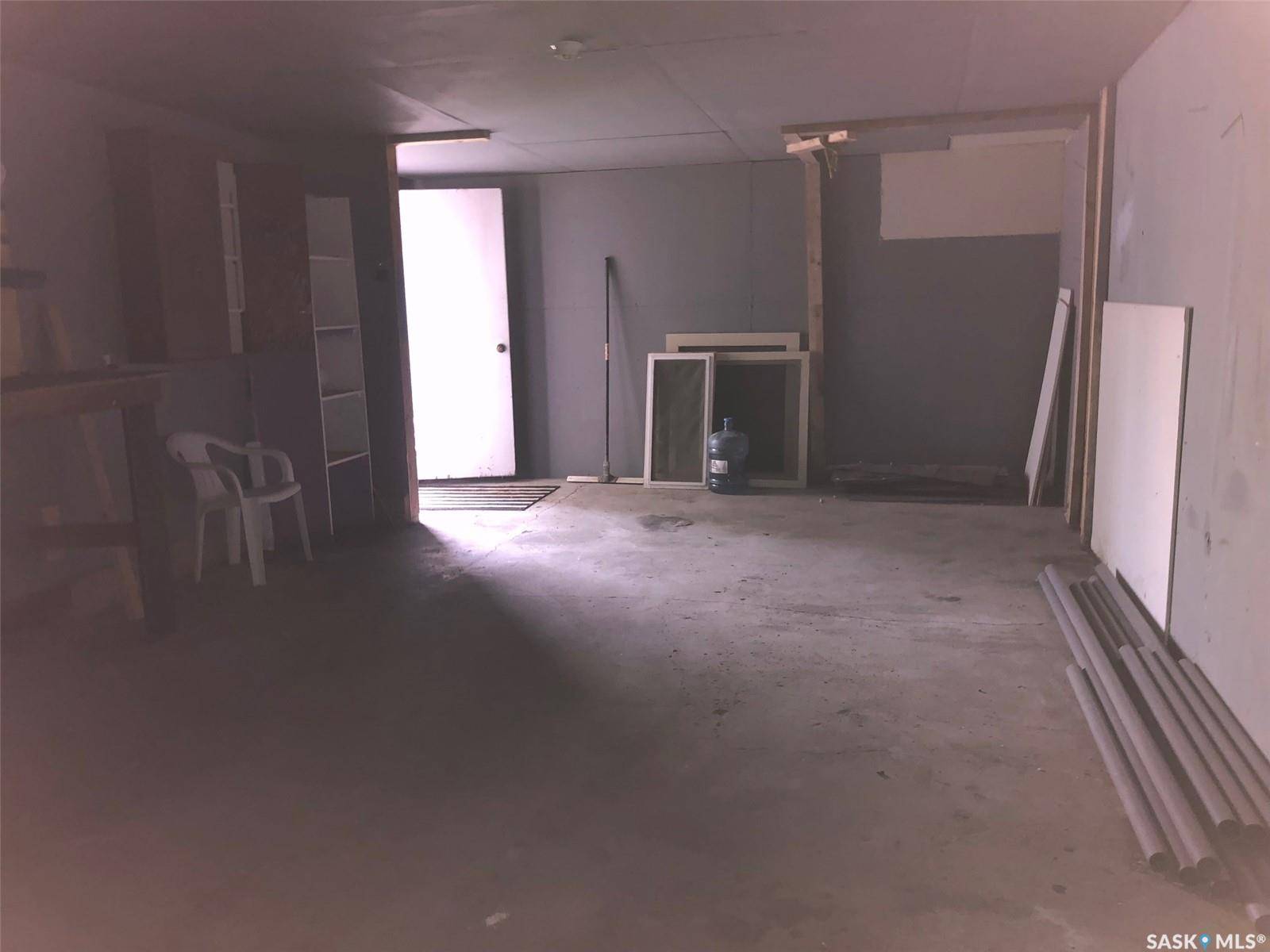 Canora, SK S0A 0L0,303 Fourth AVENUE E