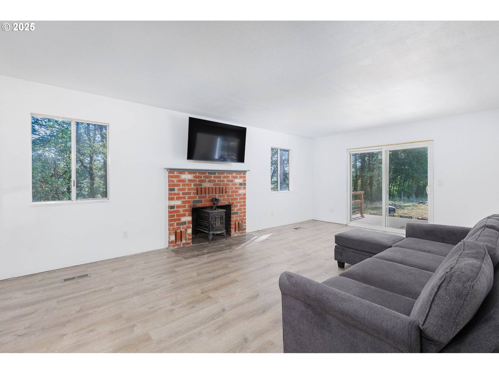 Philomath, OR 97370,24358 QUEEN ANNE DR