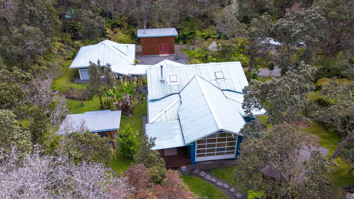 Volcano, HI 96785,19-4045 MAILE AVE