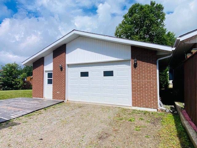 Kapuskasing, ON P5N 3B2,4 Murray ST