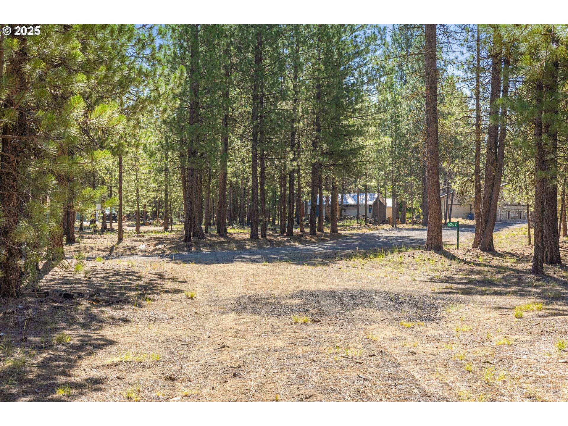 La Pine, OR 97739,52071 Red Pine