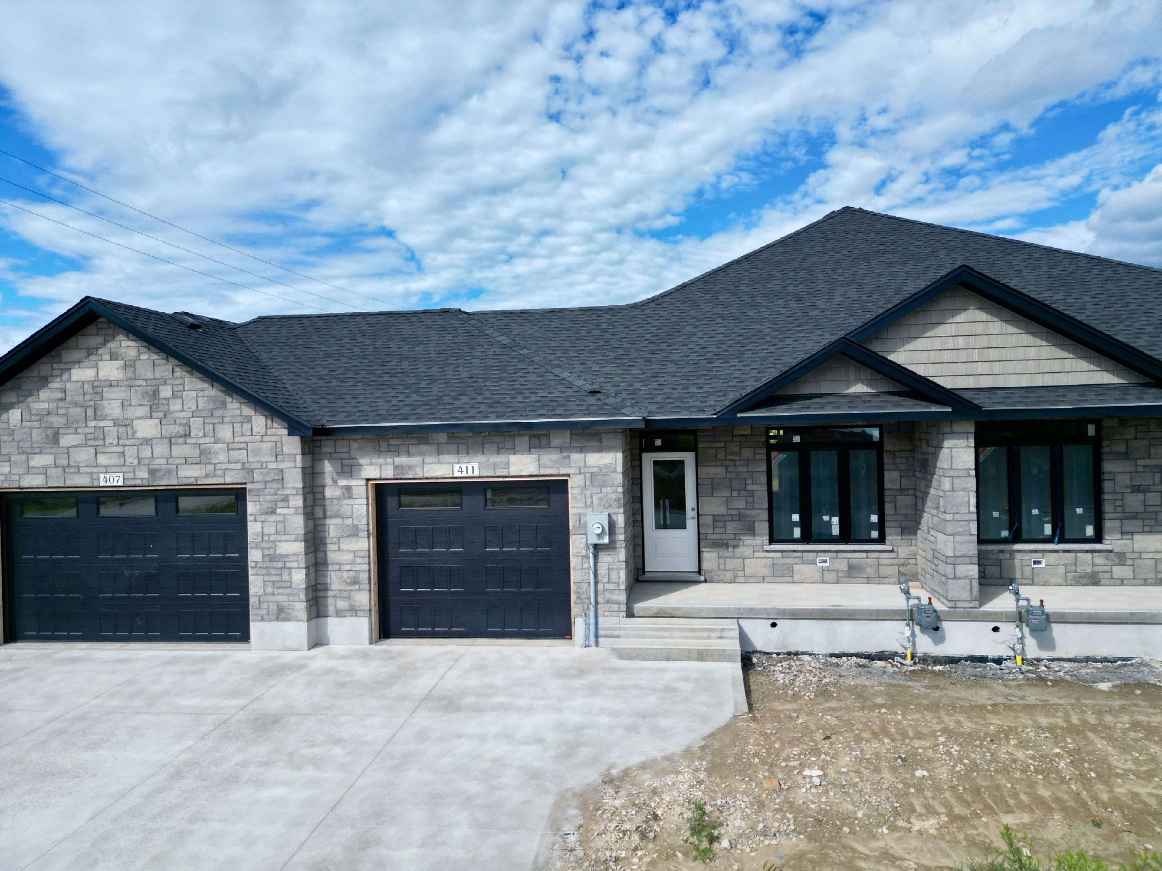 Saugeen Shores, ON N0H 2C1,411 Ivings DR