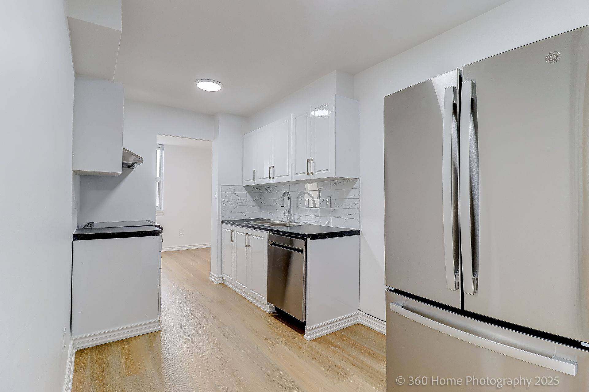 Toronto E03, ON M4C 5L5,3 Massey SQ #803