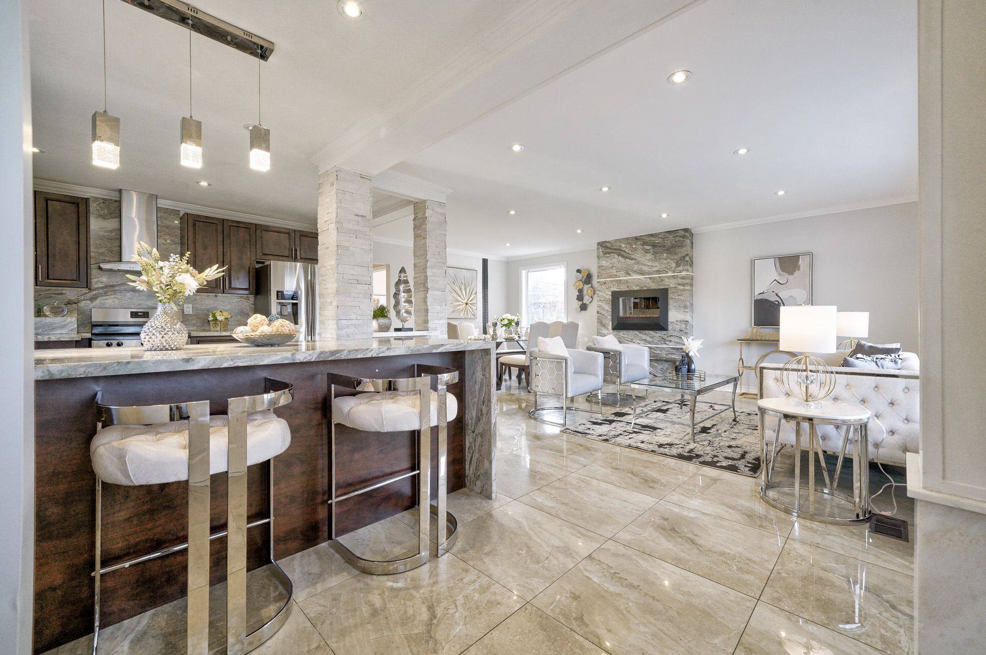 Toronto W09, ON M9R 1H3,373 The Westway N/A