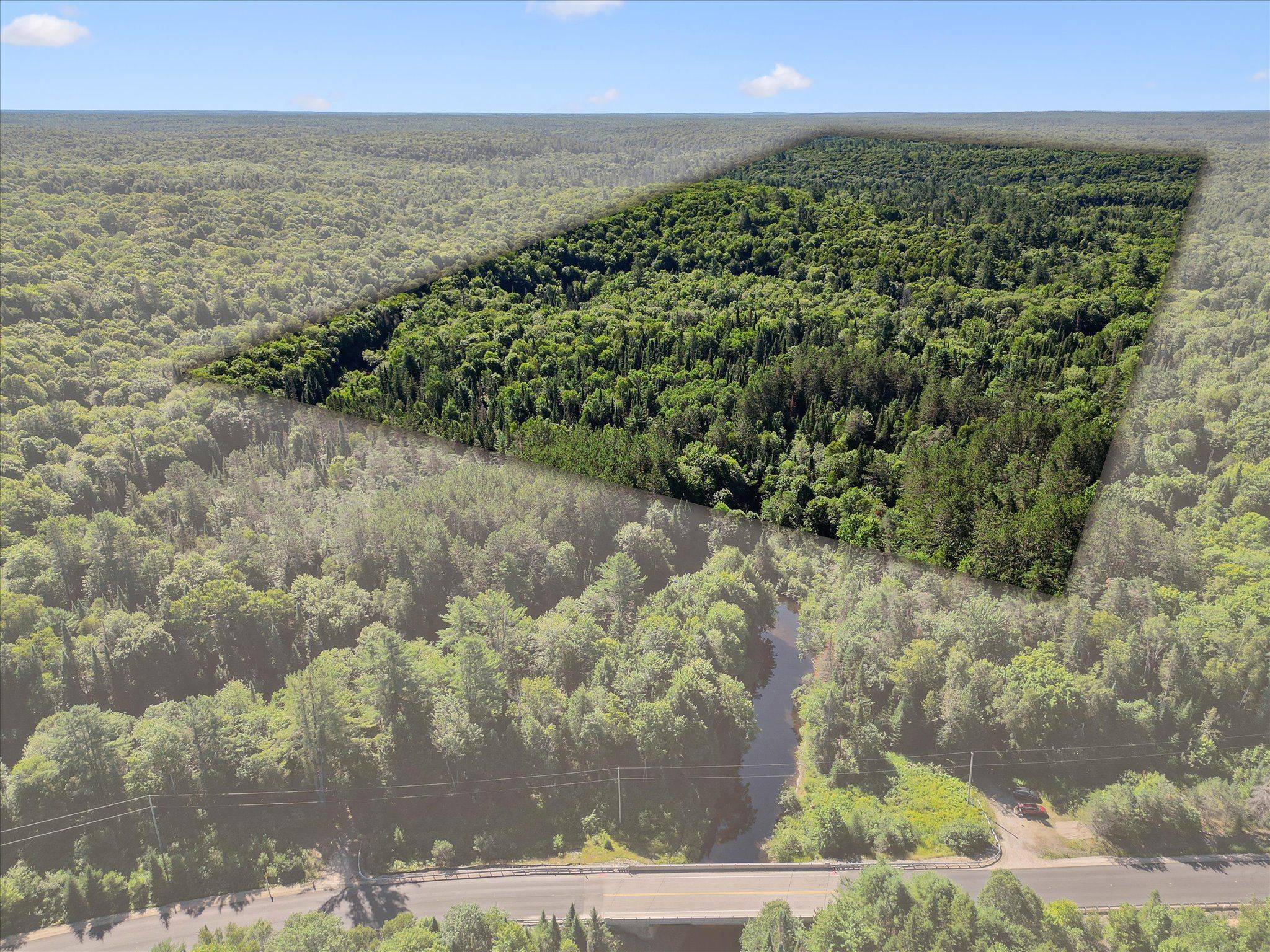 Bracebridge, ON P1L 0K3,0 Hwy 118 E HWY