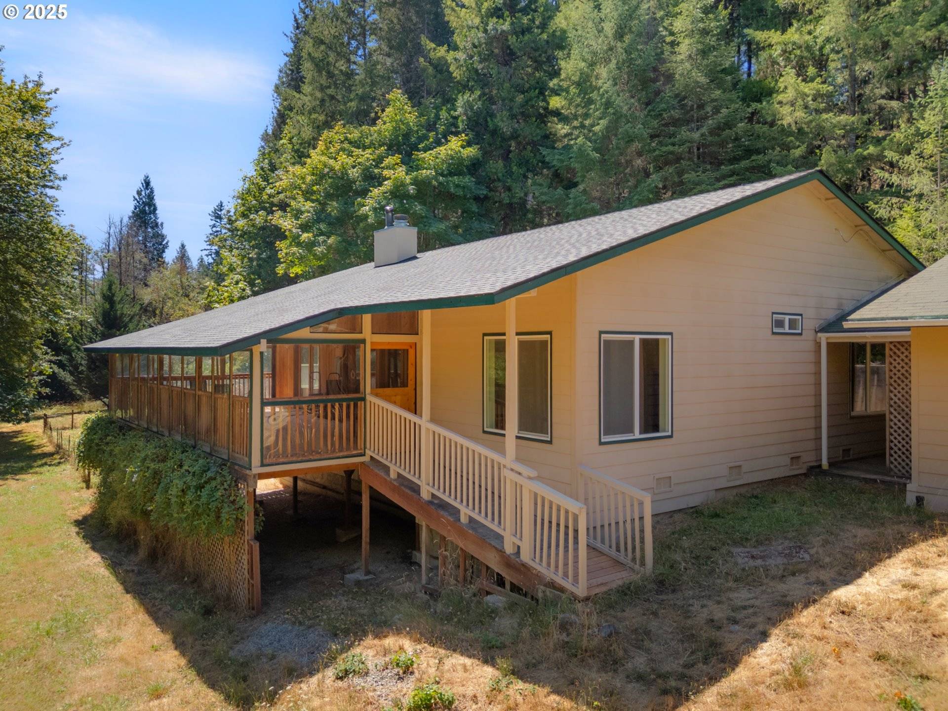Myrtle Creek, OR 97457,1160 LOUIS CREEK RD
