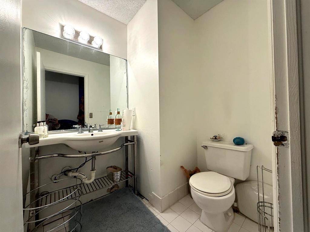 Sunrise, FL 33323,1223 NW 125th Ter