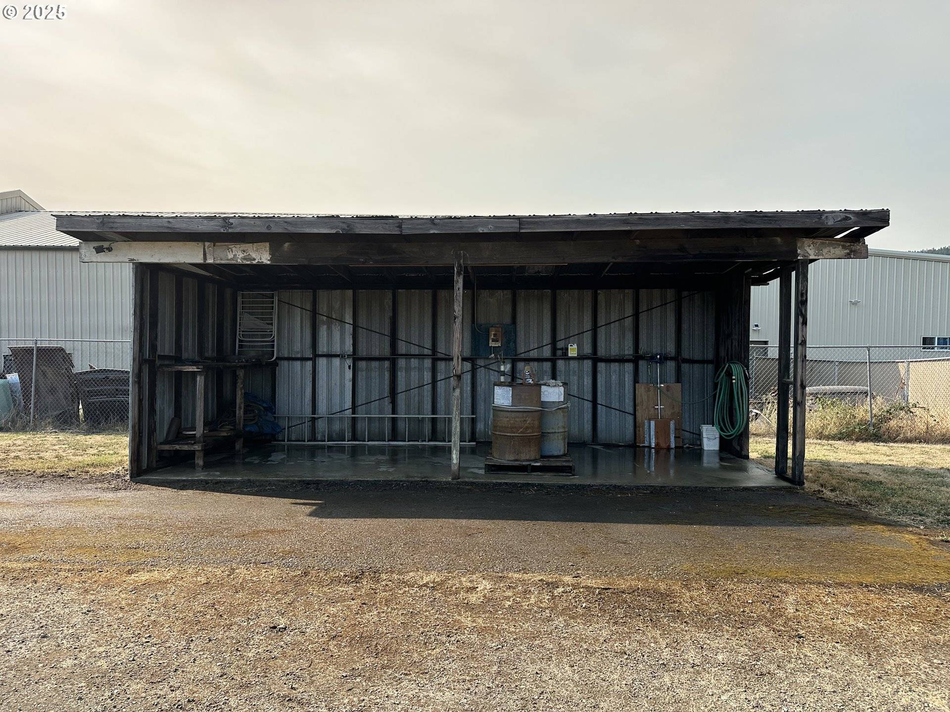 Sutherlin, OR 97479,424 S COMSTOCK AVE