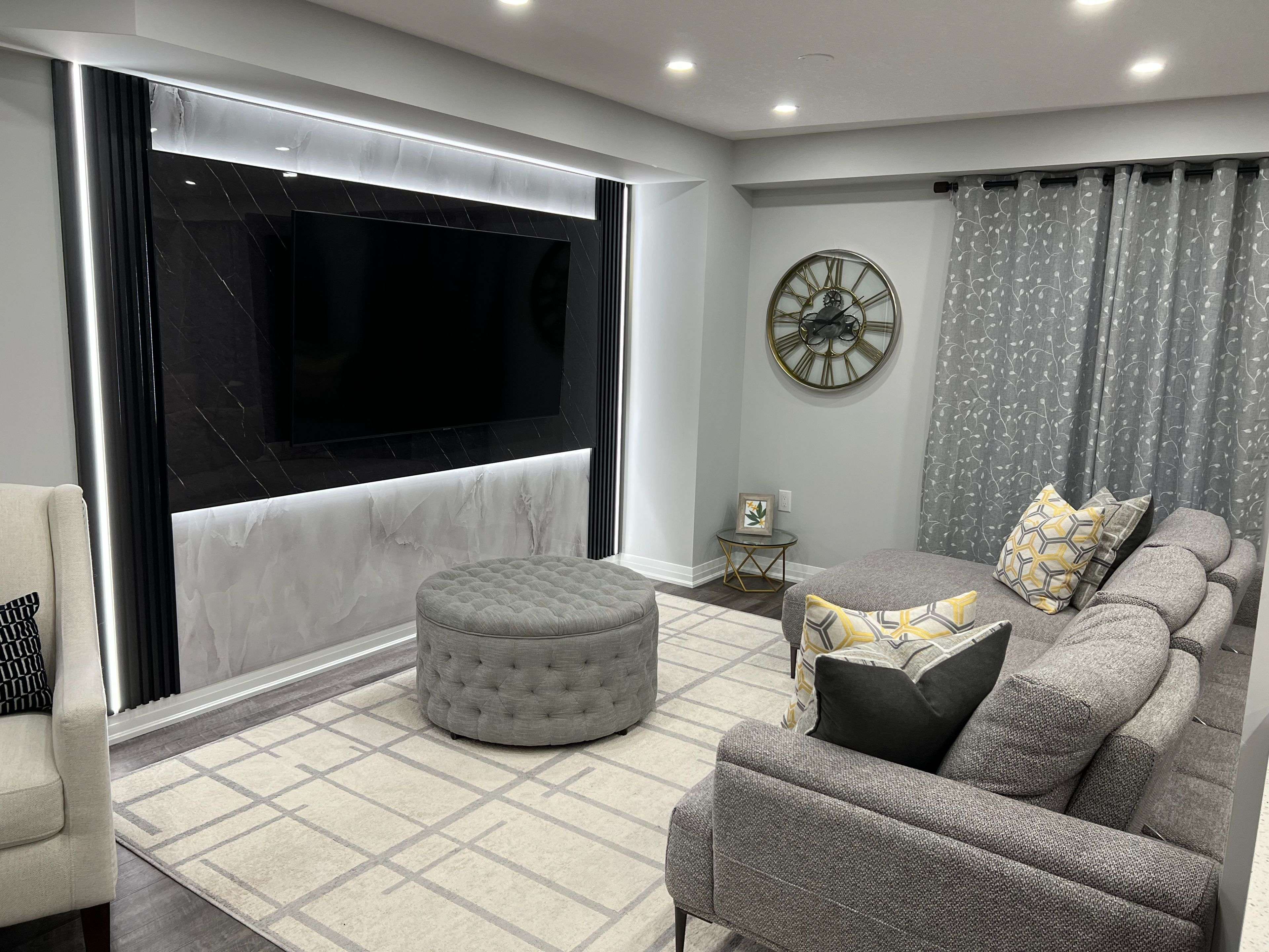 Hamilton, ON L0R 1P0,5 Oceanus AVE