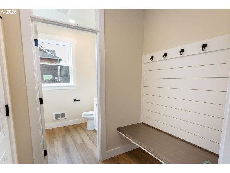 Gearhart, OR 97138,3387/3389 N Hwy 101 N