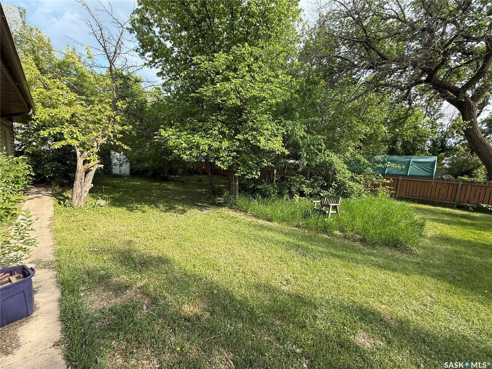 Carnduff, SK S0C 0S0,201 3rd STREET W