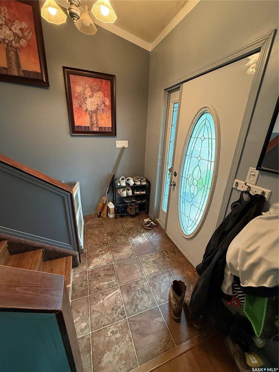 Carnduff, SK S0C 0S0,201 3rd STREET W