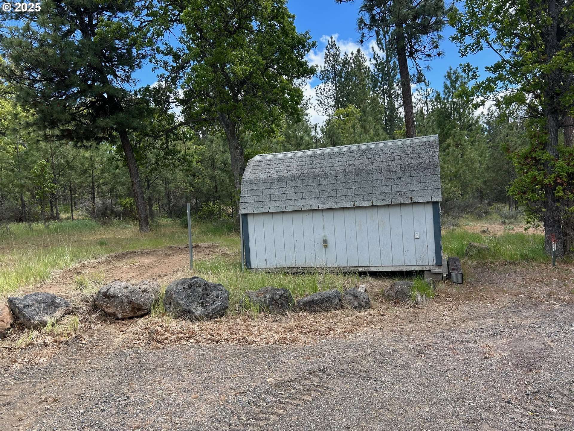 Goldendale, WA 98620,8 LUTZ PKWY