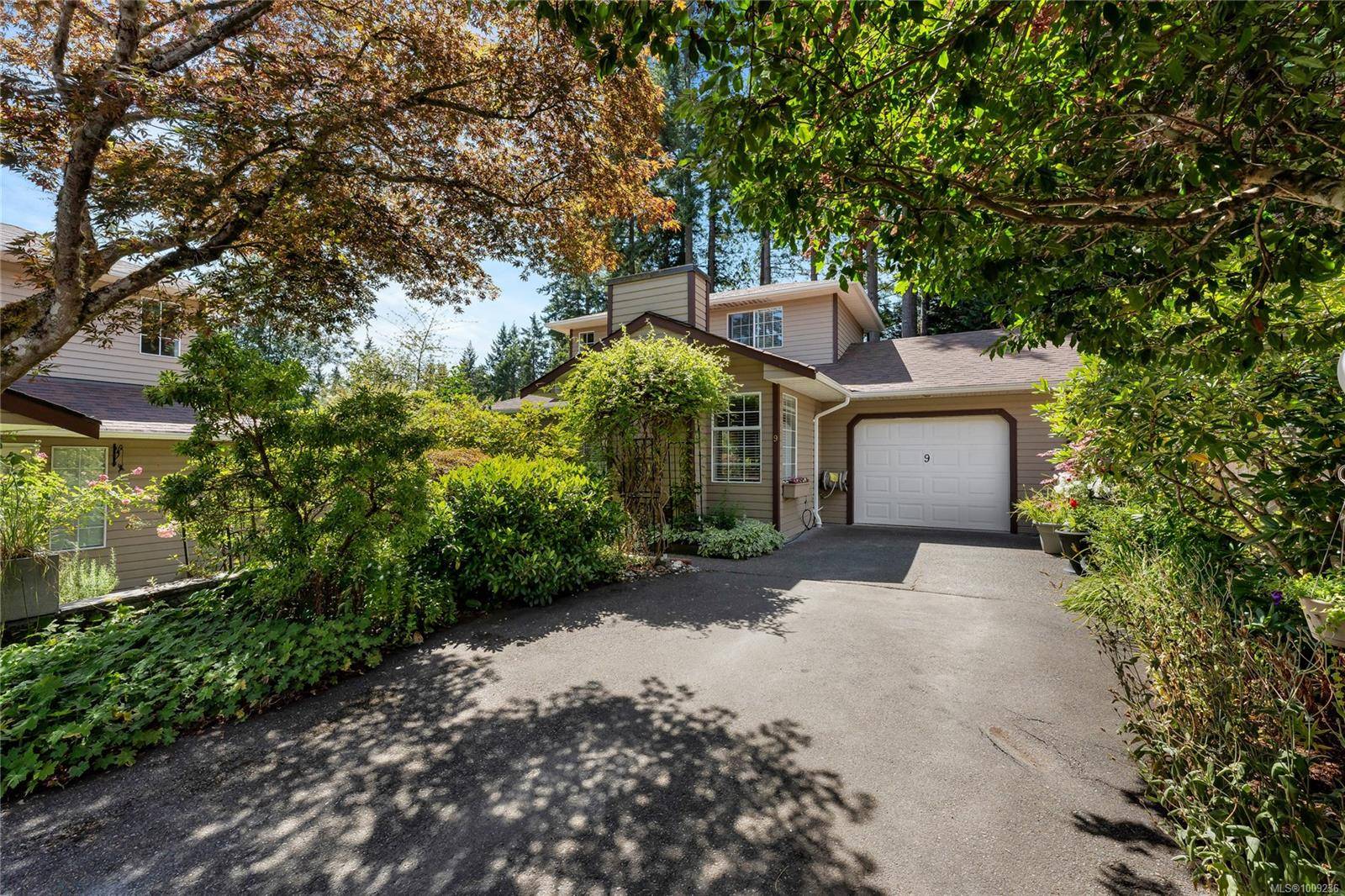 Salt Spring, BC V8K 2V1,124 Valhalla Rd #9