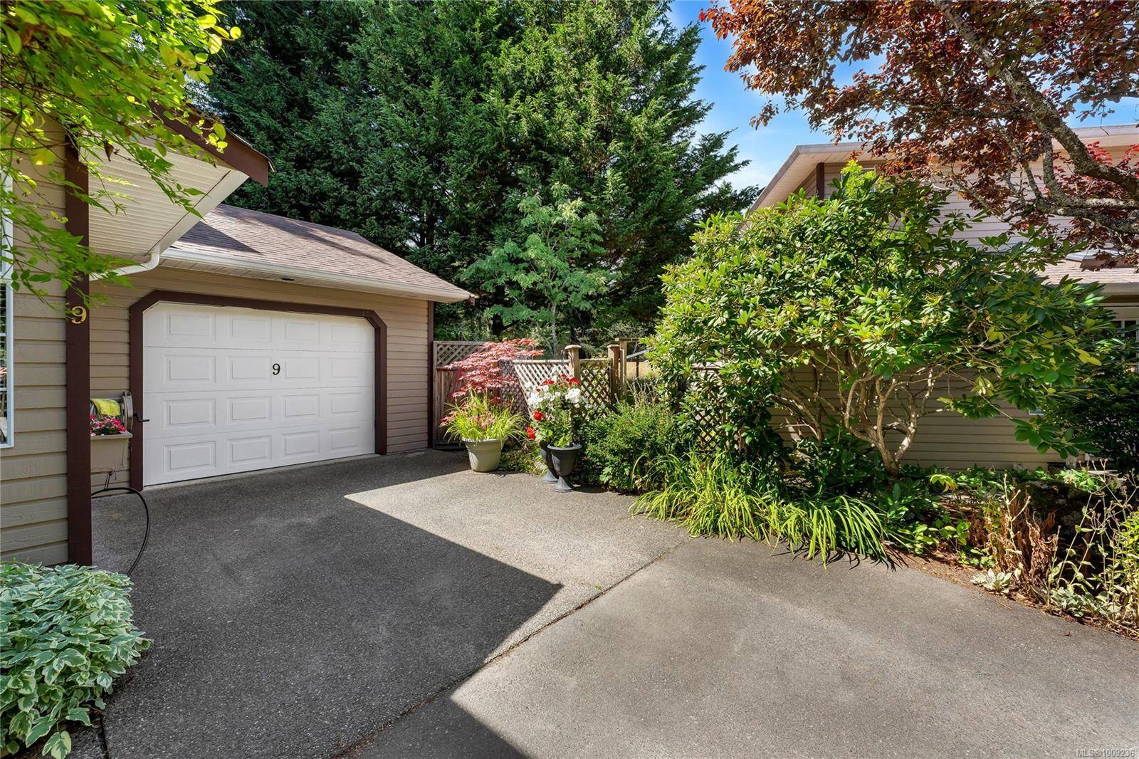 Salt Spring, BC V8K 2V1,124 Valhalla Rd #9