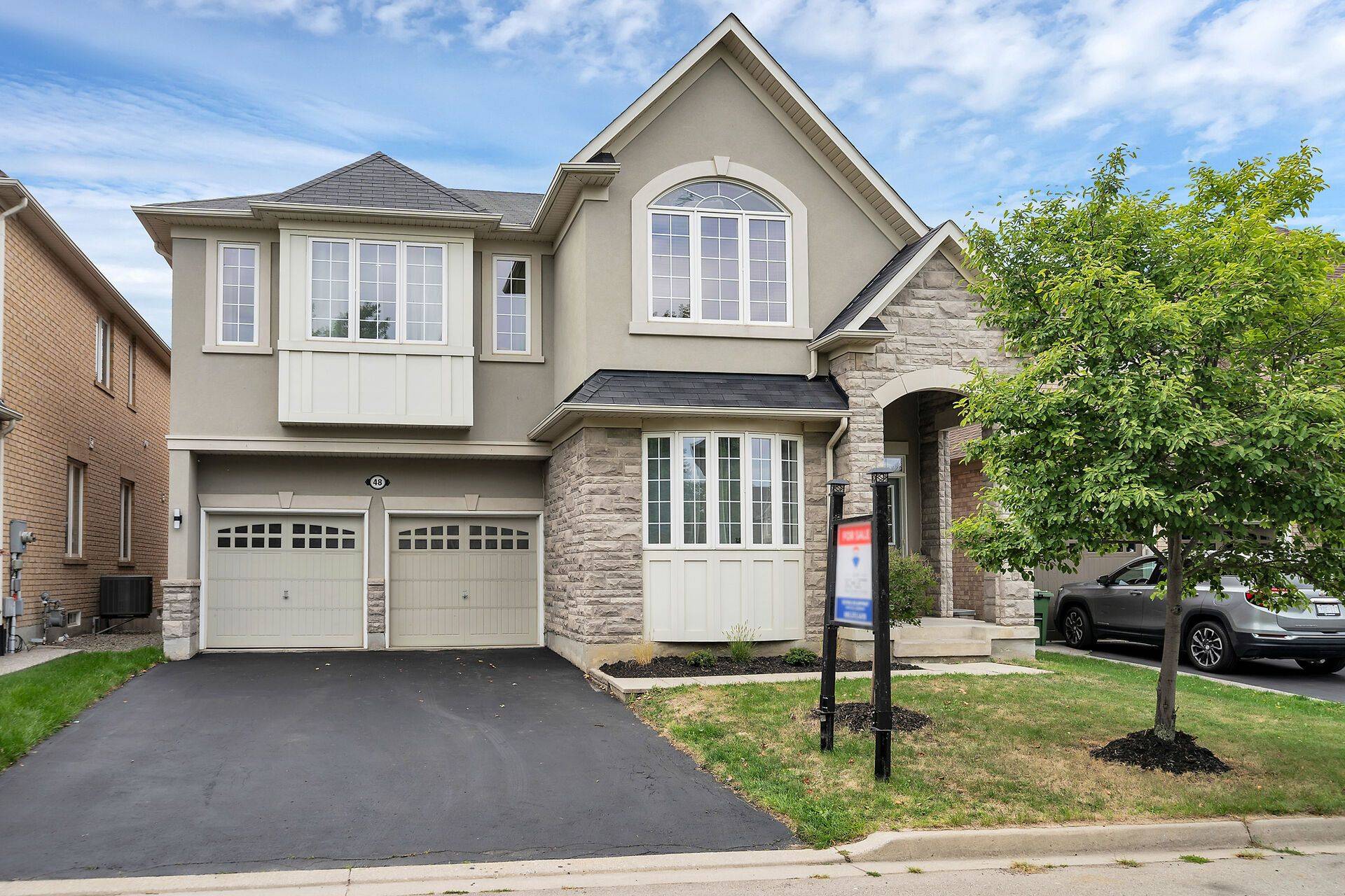 Hamilton, ON L8E 0E1,48 Montreal CIR